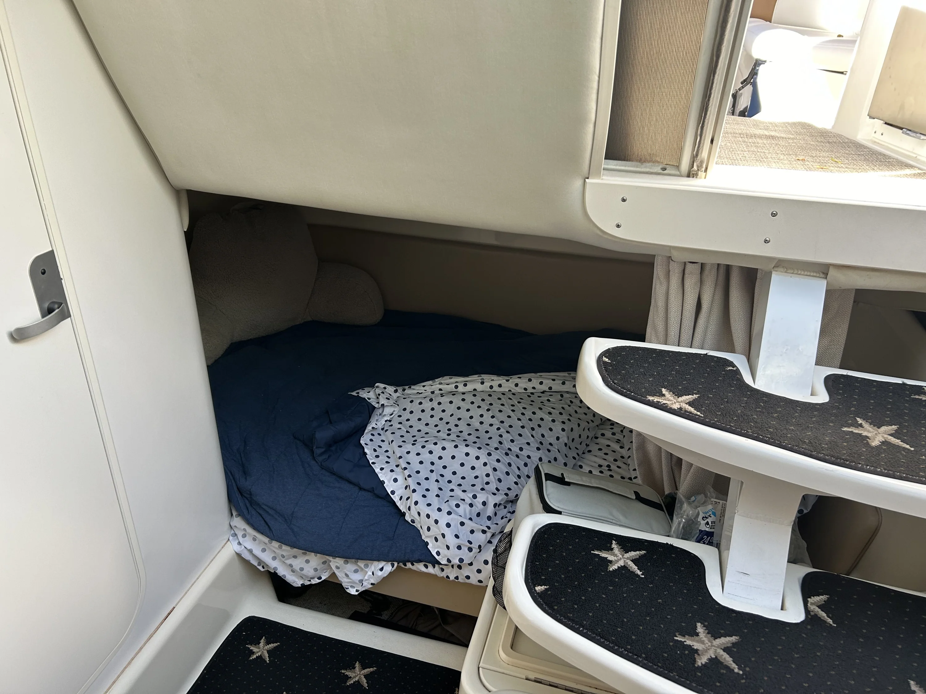 2000 Chris-Craft 320EXPRESS Image Thumbnail #13