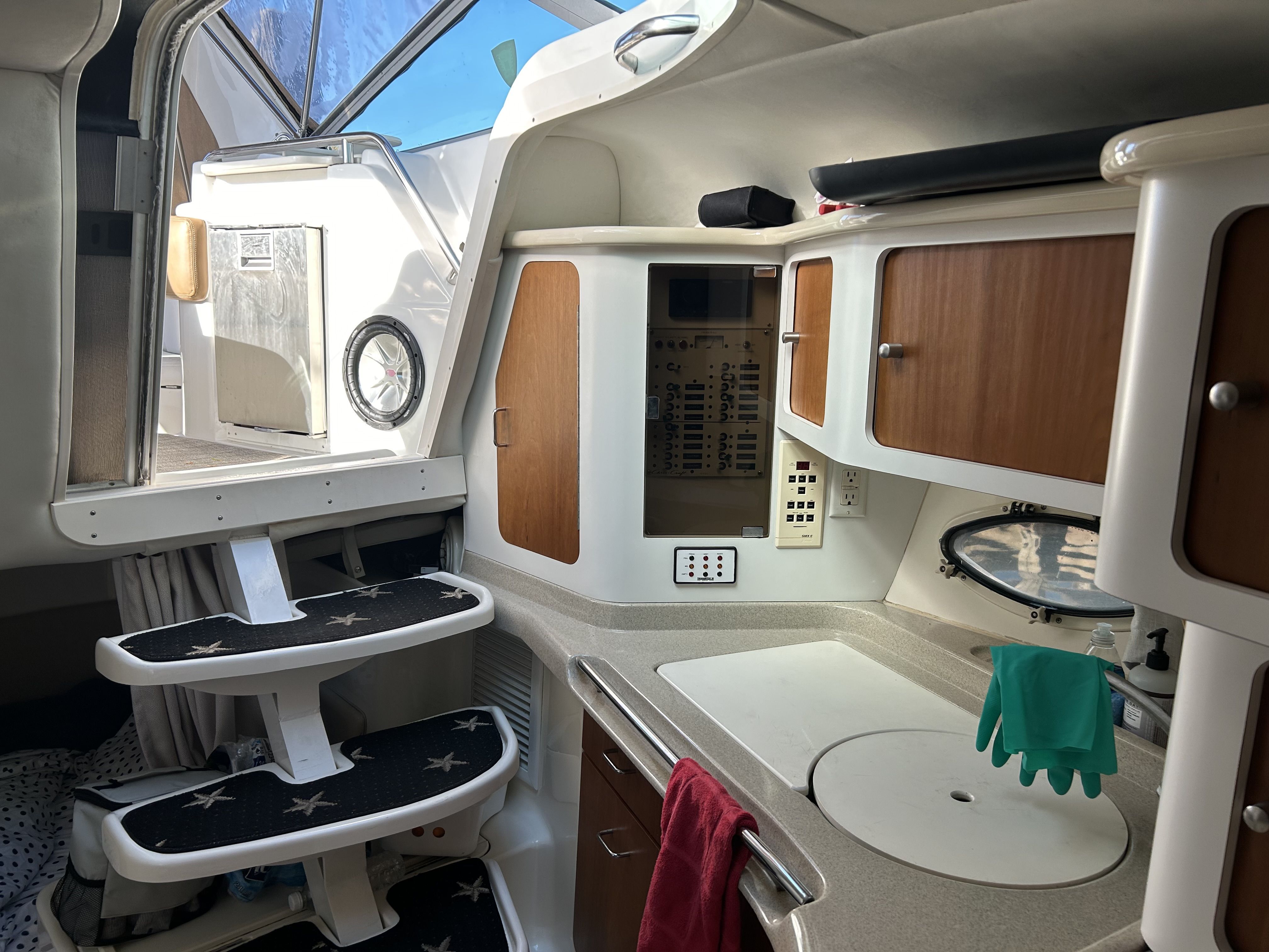 2000 Chris-Craft 320EXPRESS Image Thumbnail #14