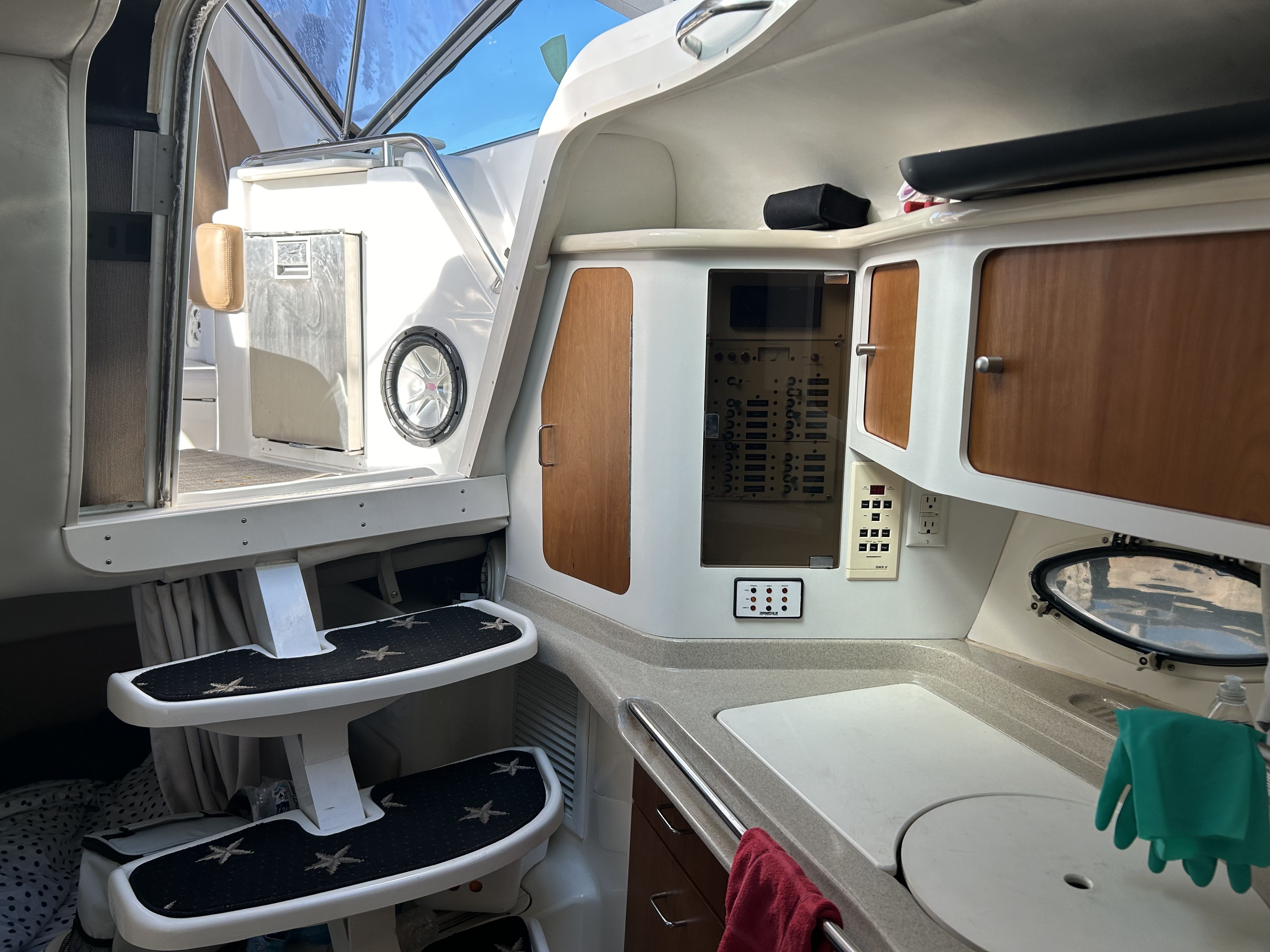 2000 Chris-Craft 320EXPRESS Image Thumbnail #15