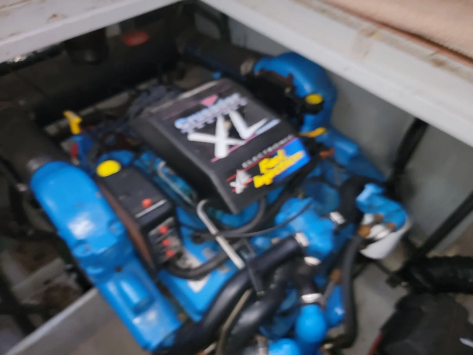 1999 Silverton 322AFTCABIN Image Thumbnail #24