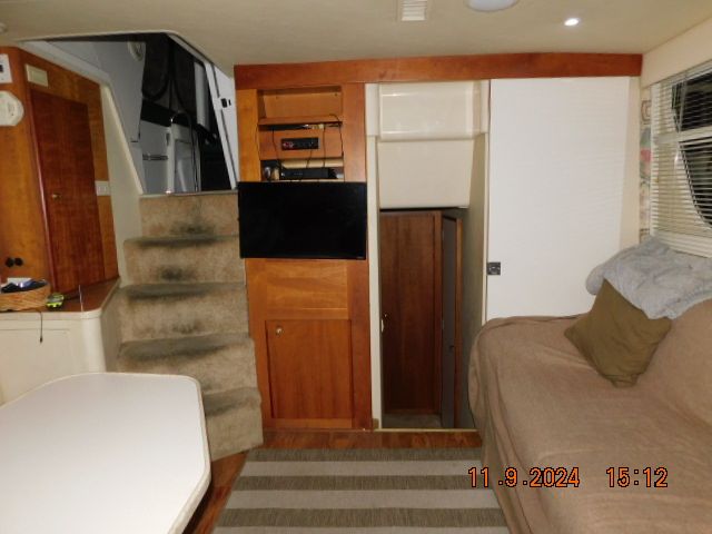 1999 Silverton 322AFTCABIN Image Thumbnail #4