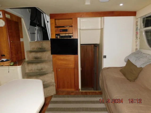 1999 Silverton 322AFTCABIN Image Thumbnail #4