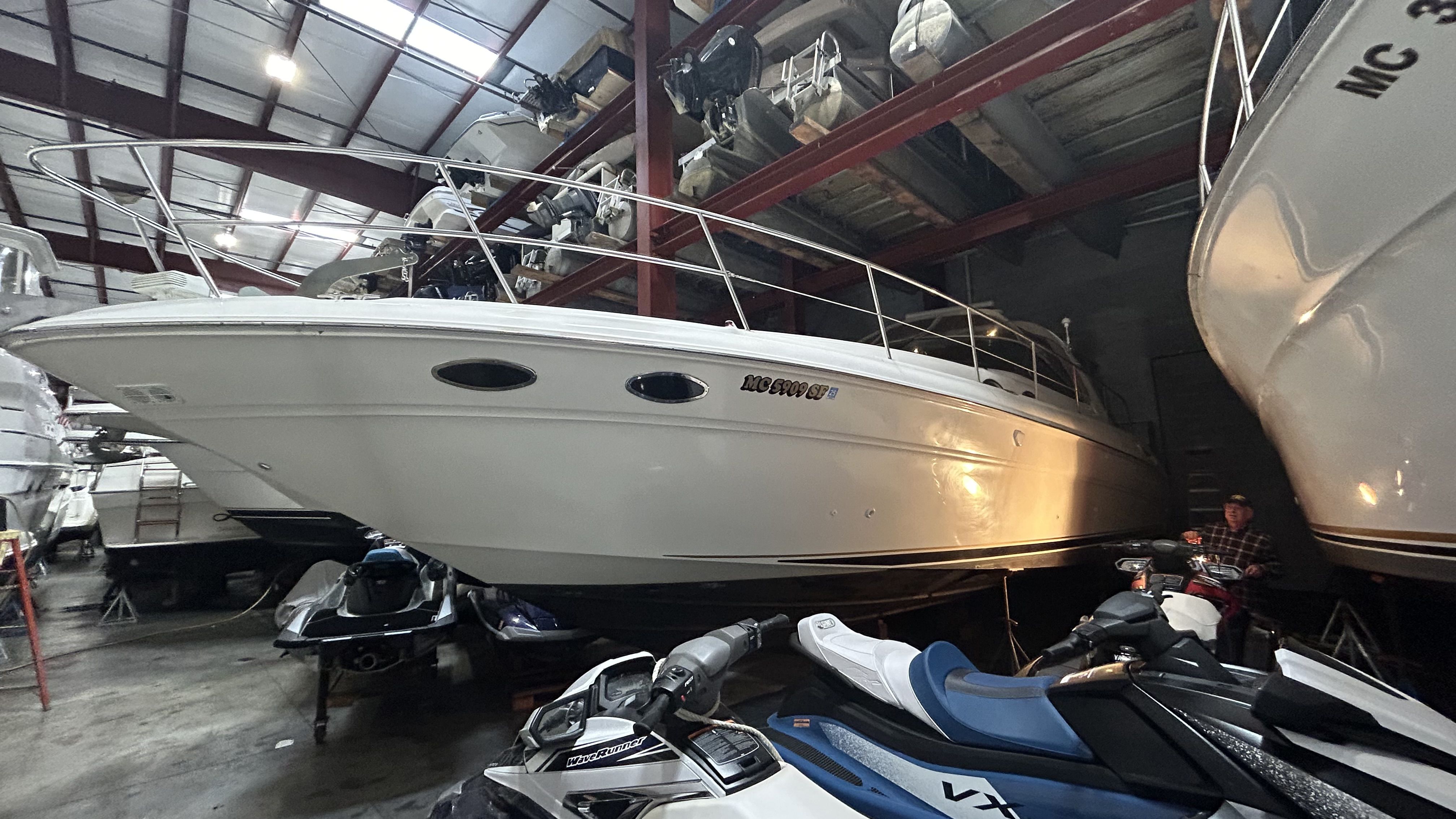 2000 Sea Ray
                                                             410 EXPRESS Image Thumbnail #1