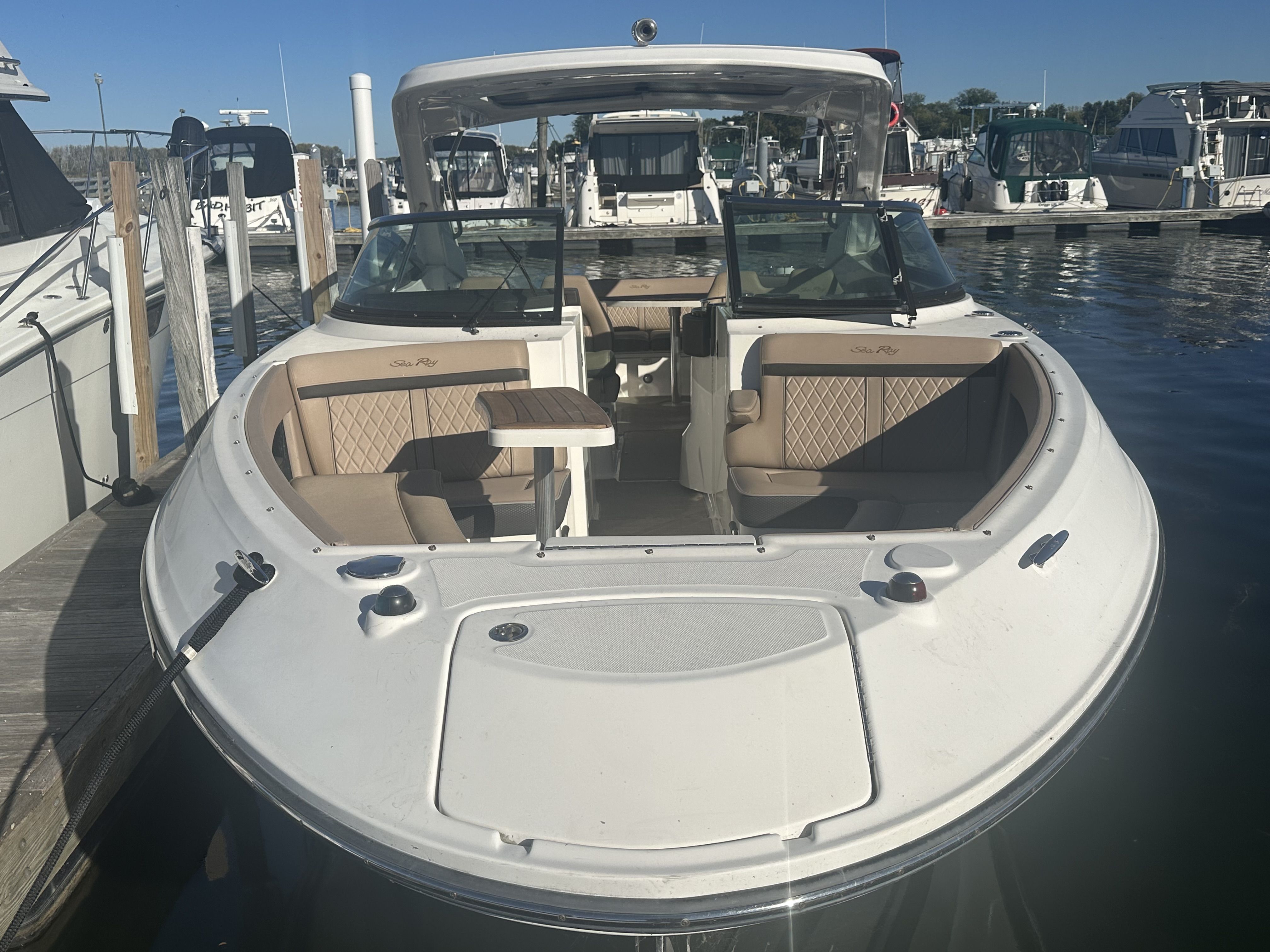 2017 Sea Ray 350 SLX Image Thumbnail #1