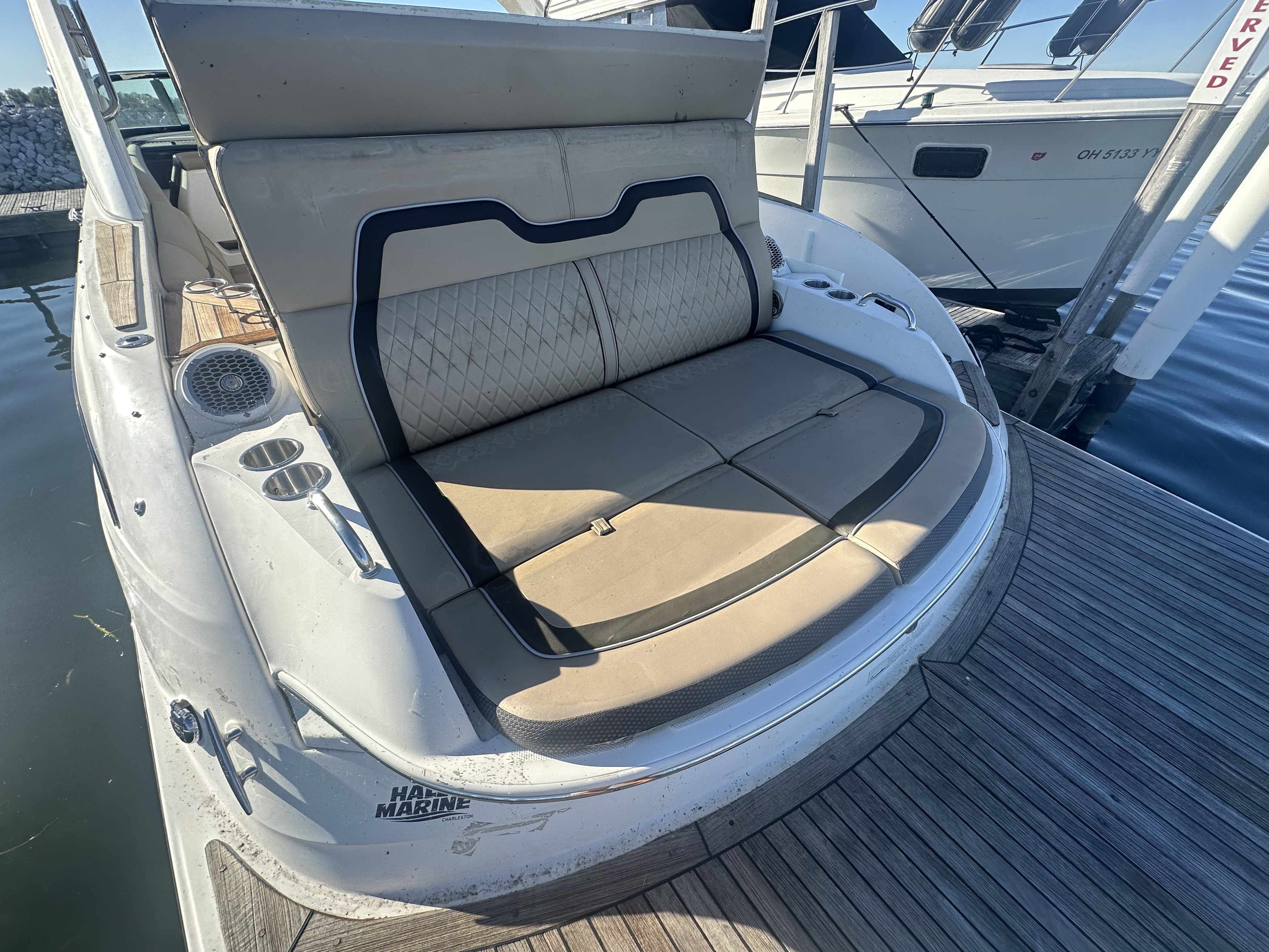 2017 Sea Ray 350 SLX Image Thumbnail #9