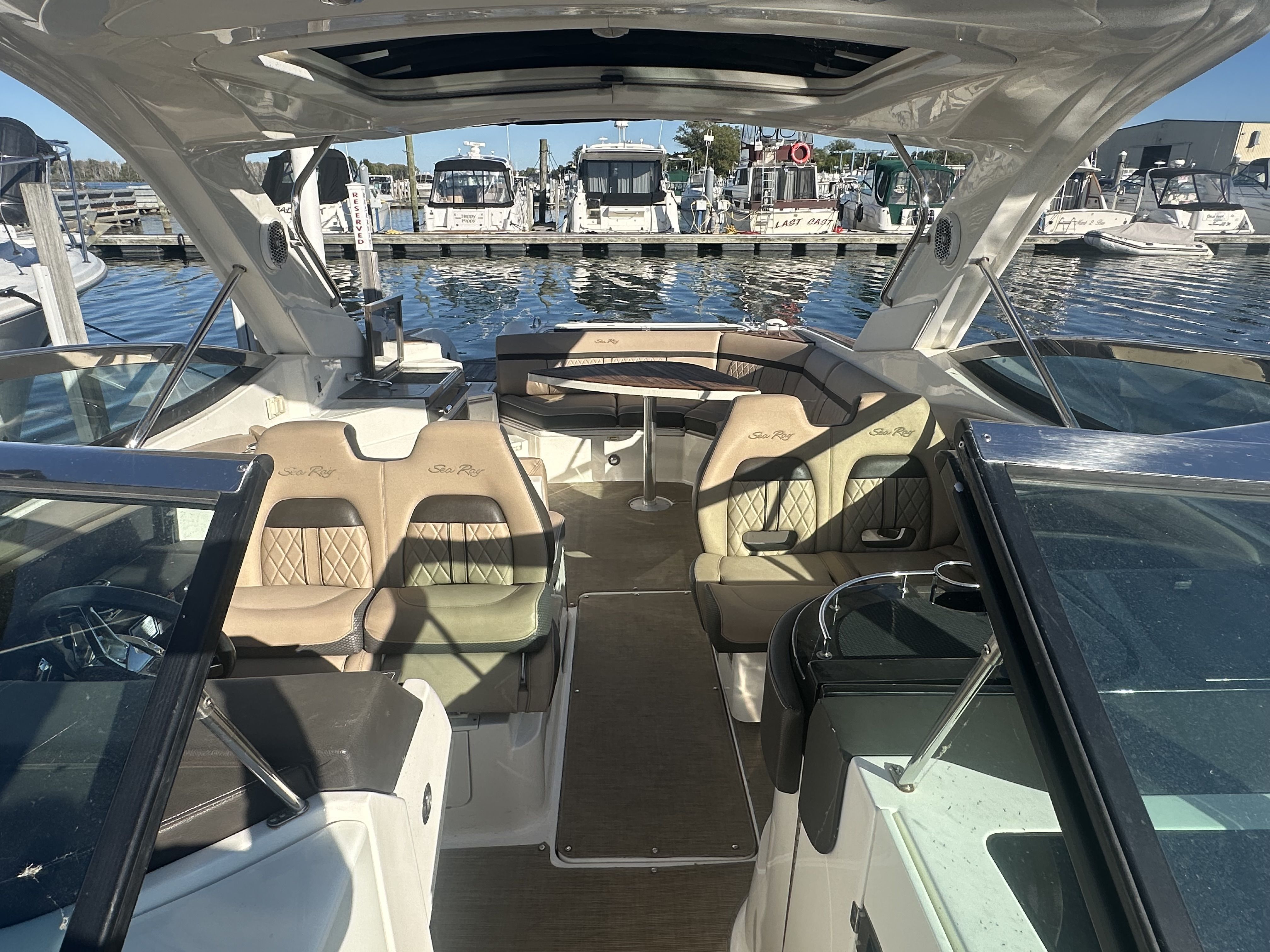 2017 Sea Ray 350 SLX Image Thumbnail #15