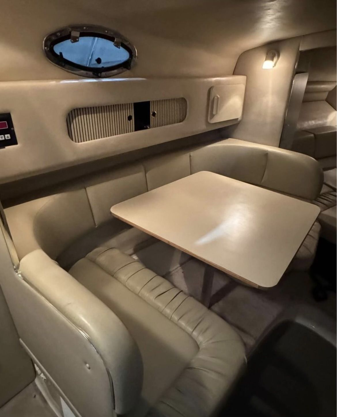 1998 Sea Ray
                                                             270 SUNDANCER Image Thumbnail #10