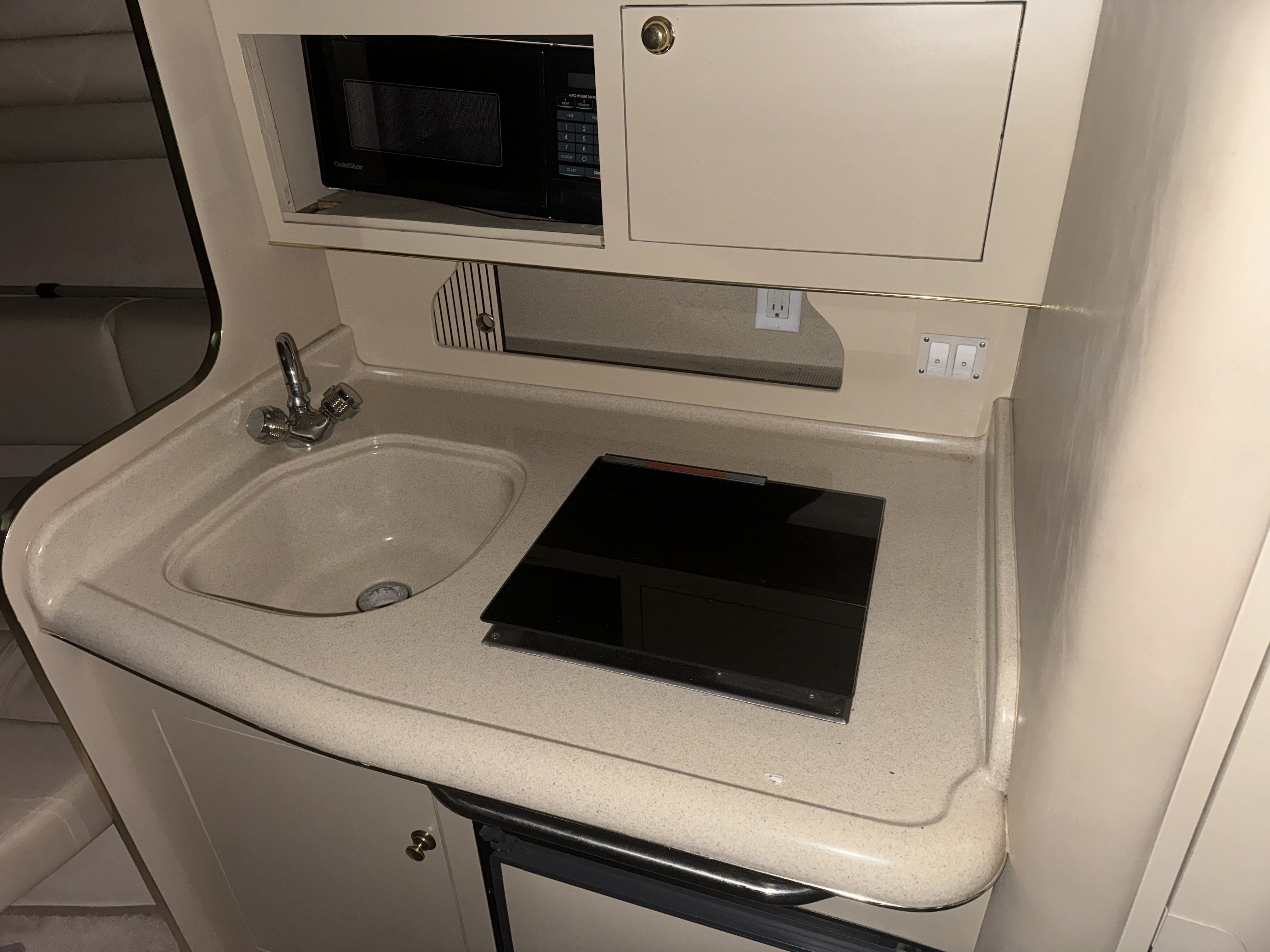 1998 Sea Ray
                                                             270 SUNDANCER Image Thumbnail #16