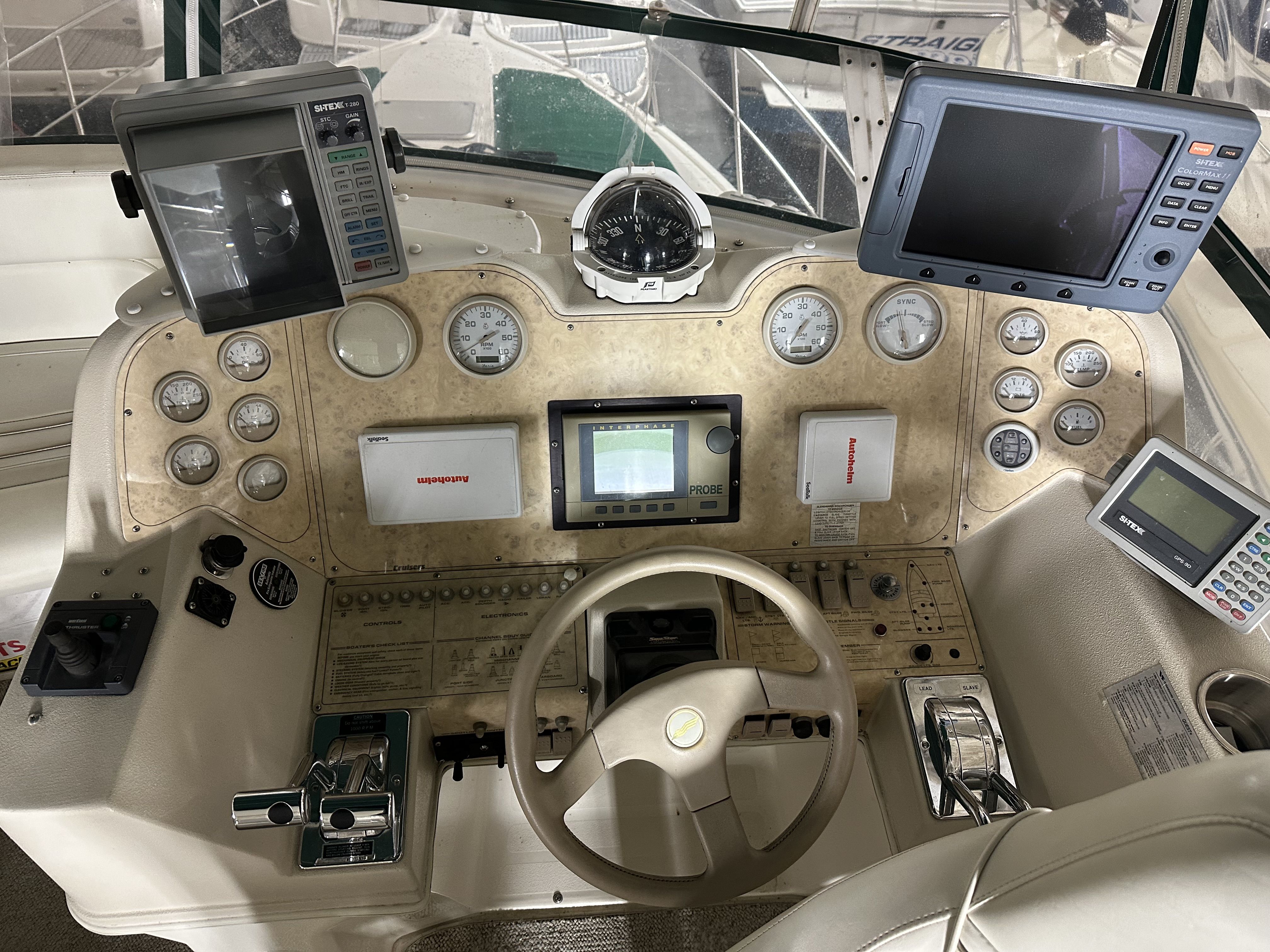 1997 Cruisers Yachts
                                                             3950 AC Image Thumbnail #14
