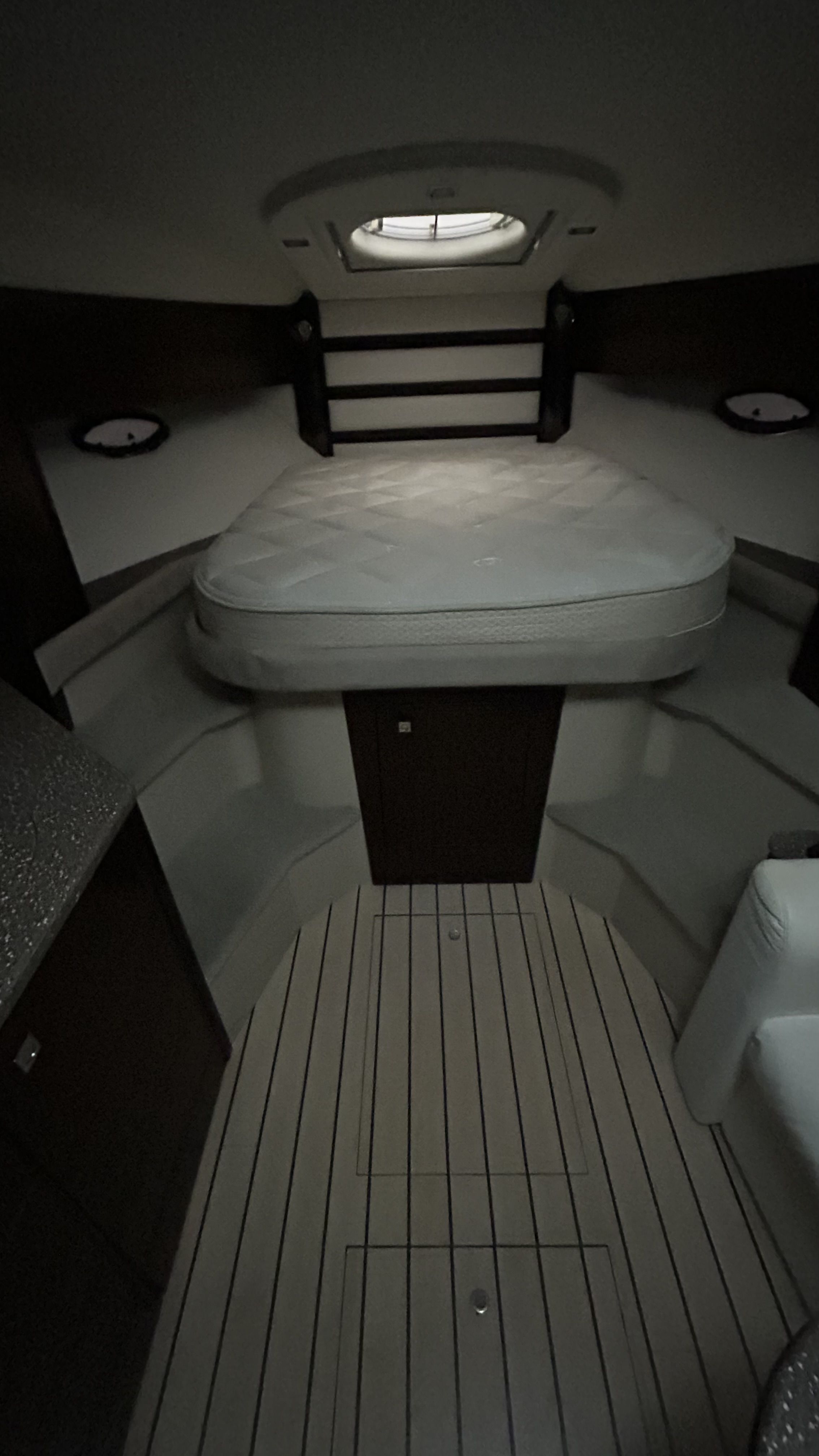 2012 Cruisers Yachts
                                                             350 EXPRESS Image Thumbnail #56
