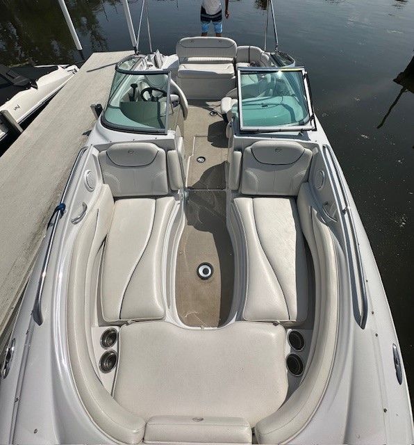 2009 Crownline
                                                             220EX Image Thumbnail #27