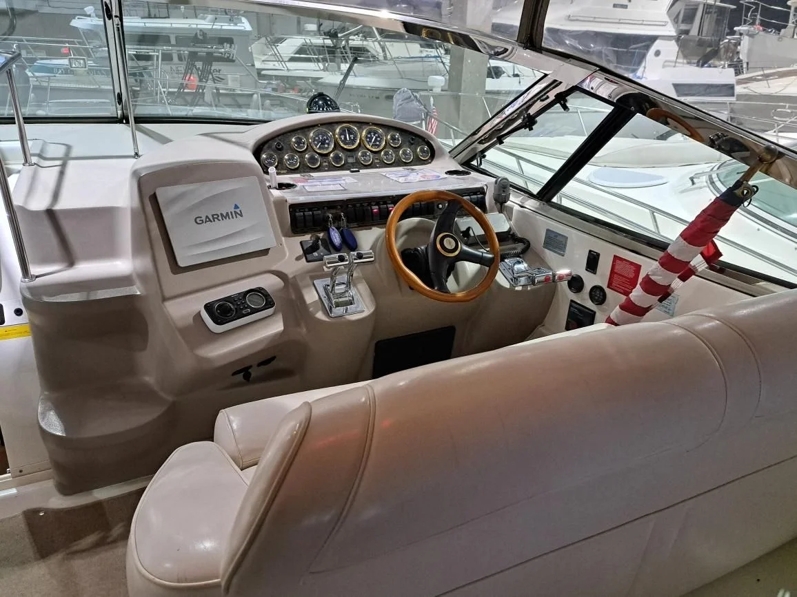 2001 Cruisers Yachts 3870 Image Thumbnail #3