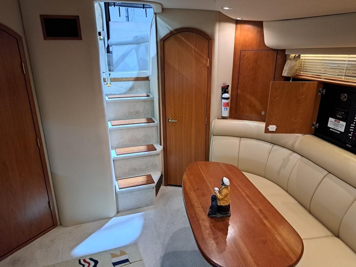 2001 Cruisers Yachts 3870 Image Thumbnail #8