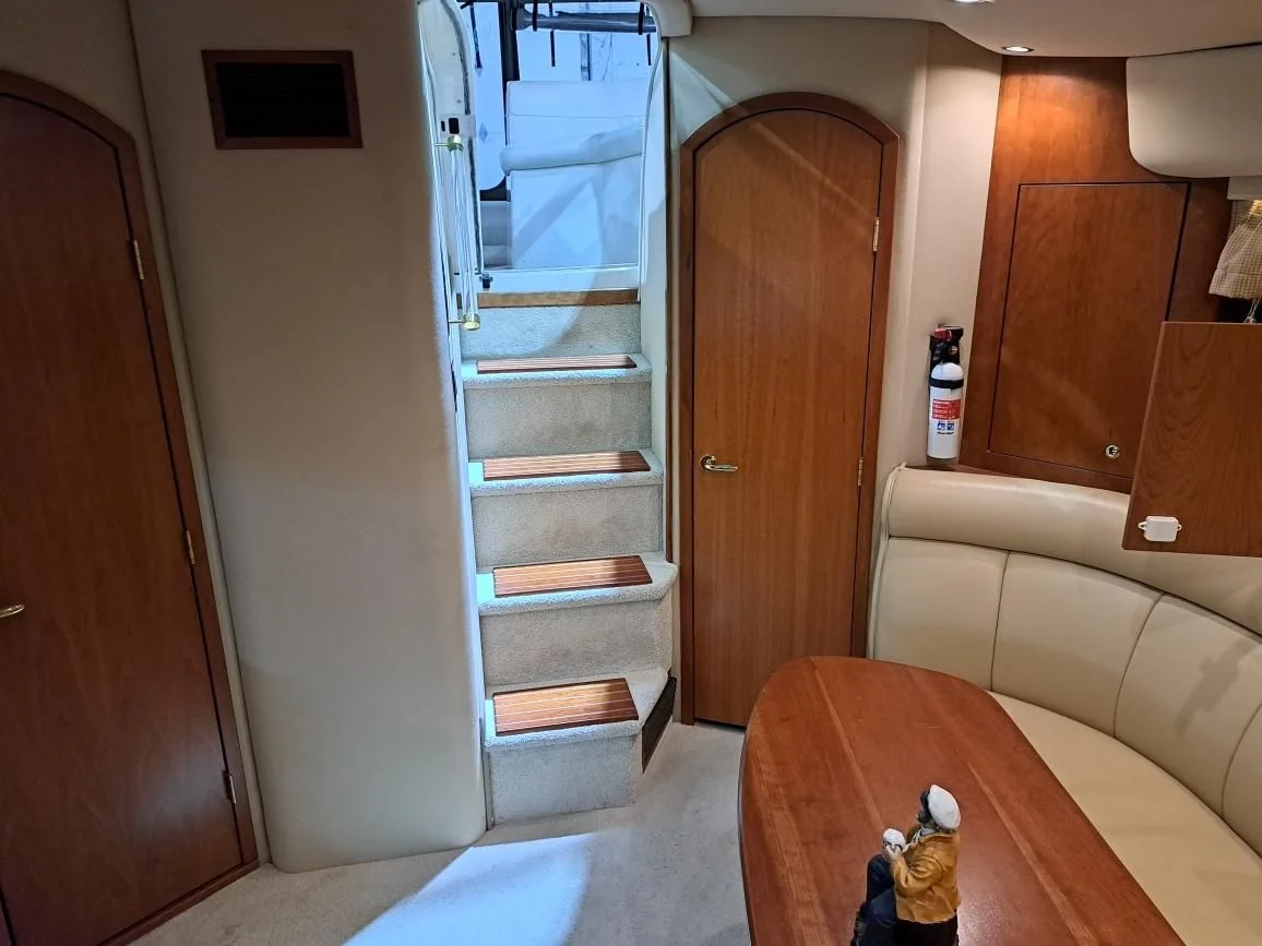 2001 Cruisers Yachts 3870 Image Thumbnail #13