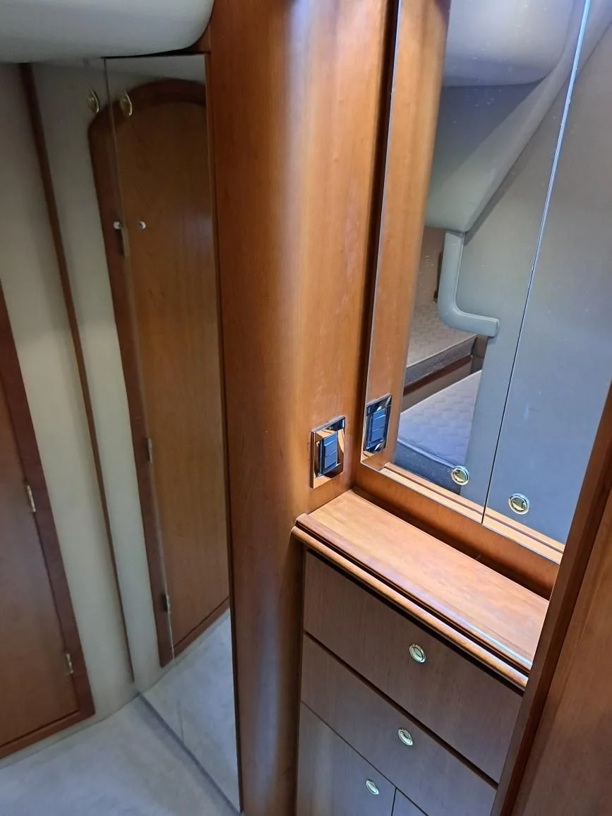 2001 Cruisers Yachts 3870 Image Thumbnail #14