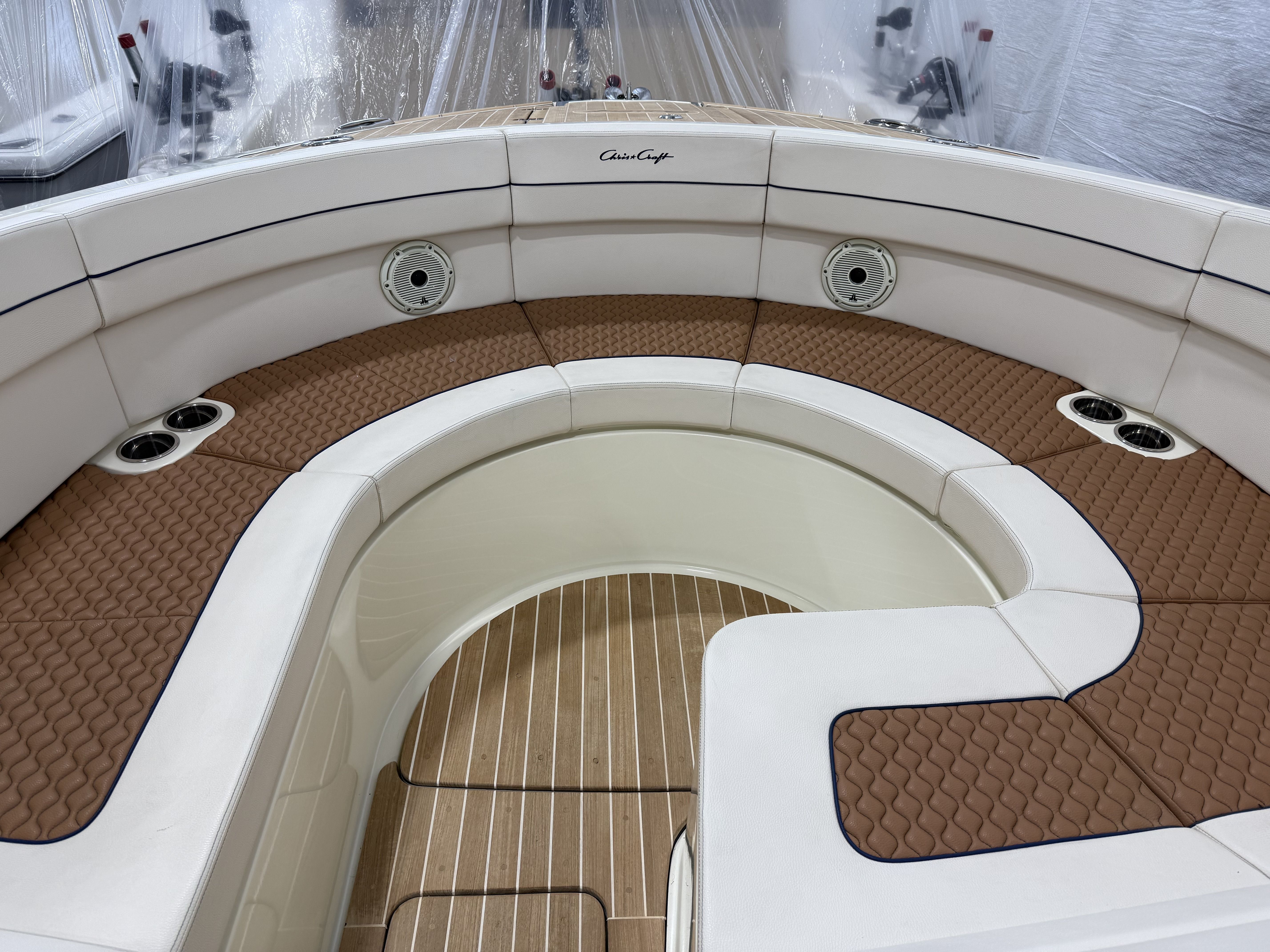 2021 Chris-Craft
                                                             35LAUNCHGT Image Thumbnail #26