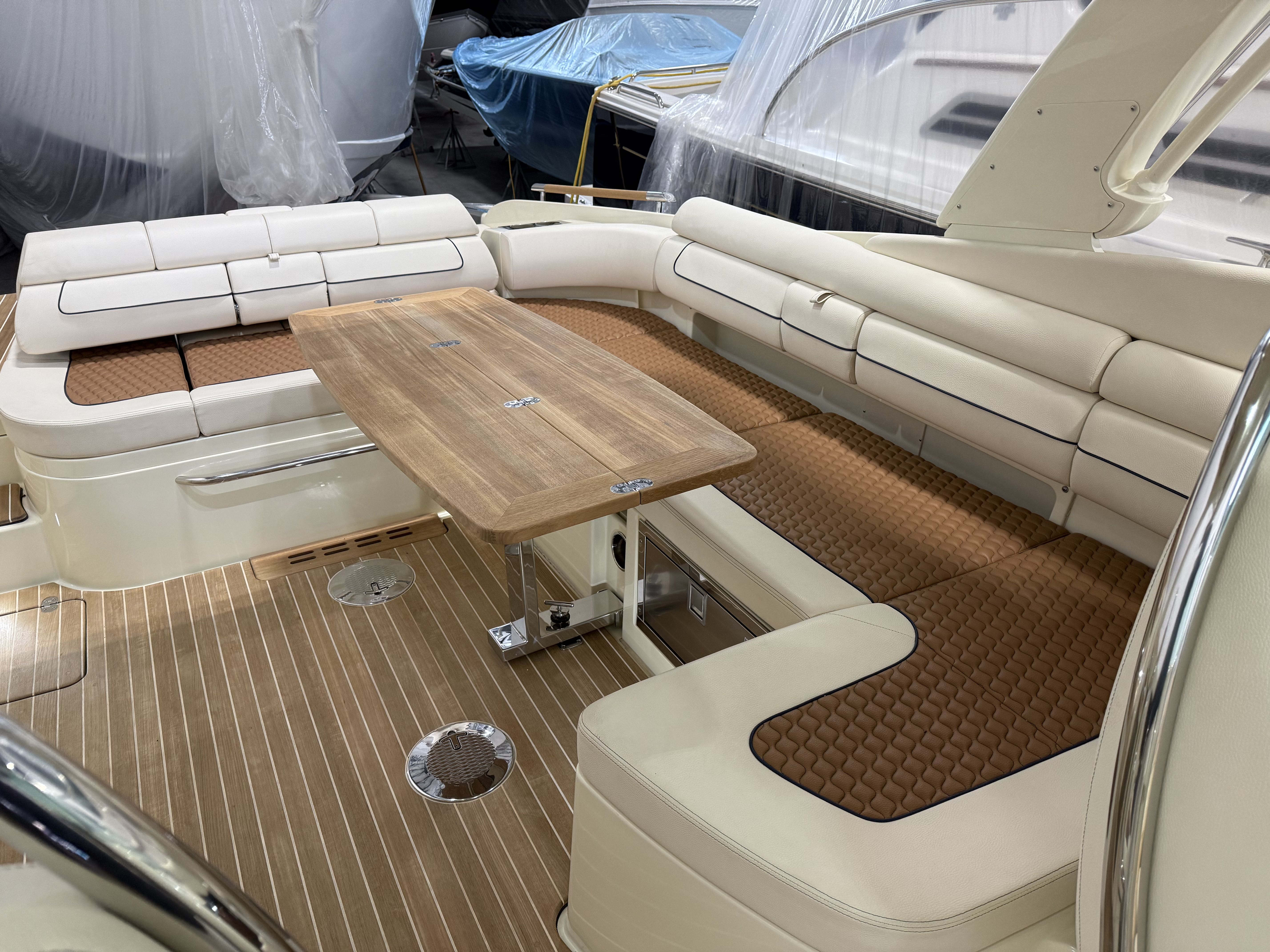 2021 Chris-Craft
                                                             35LAUNCHGT Image Thumbnail #27