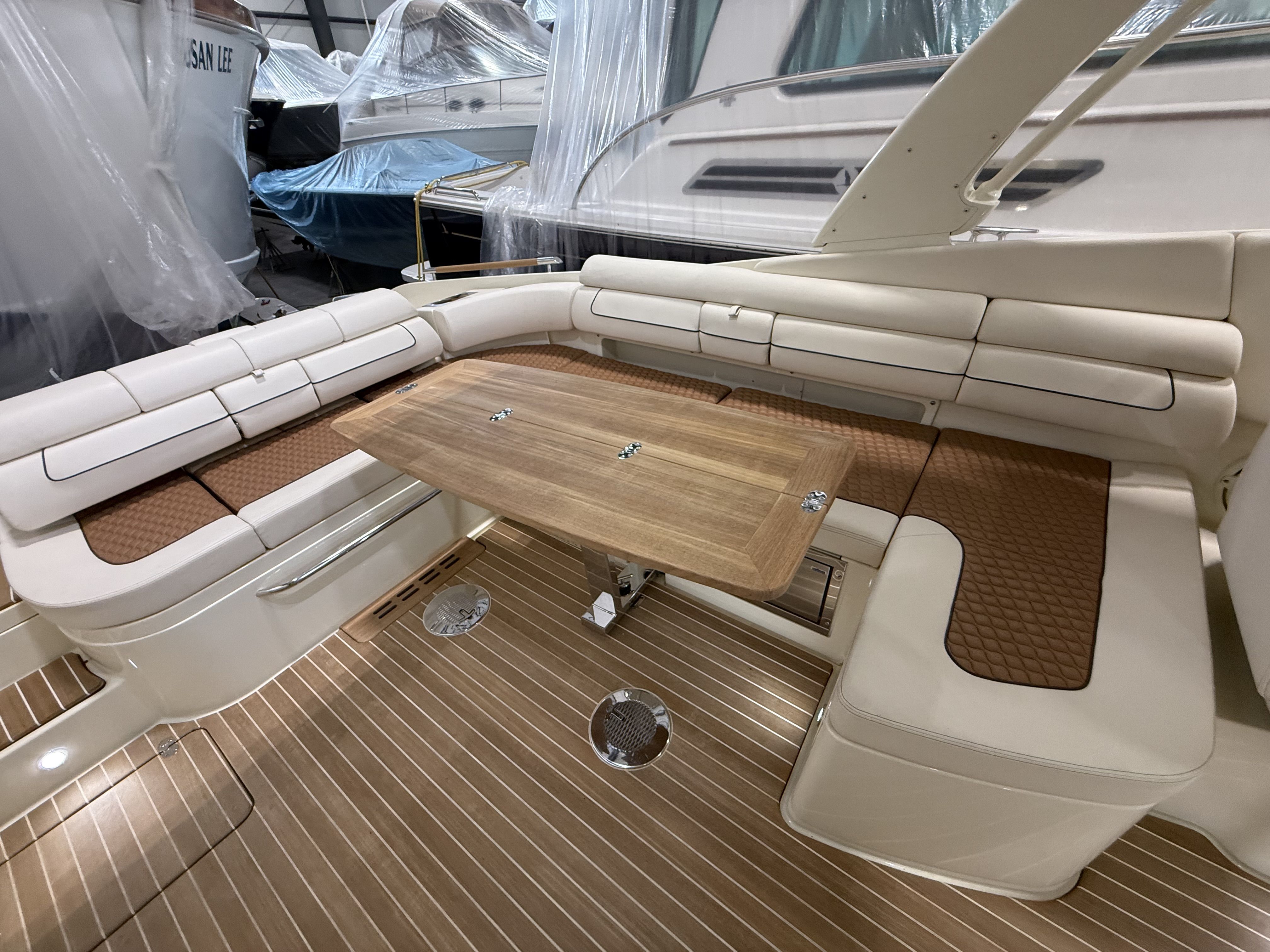2021 Chris-Craft
                                                             35LAUNCHGT Image Thumbnail #37