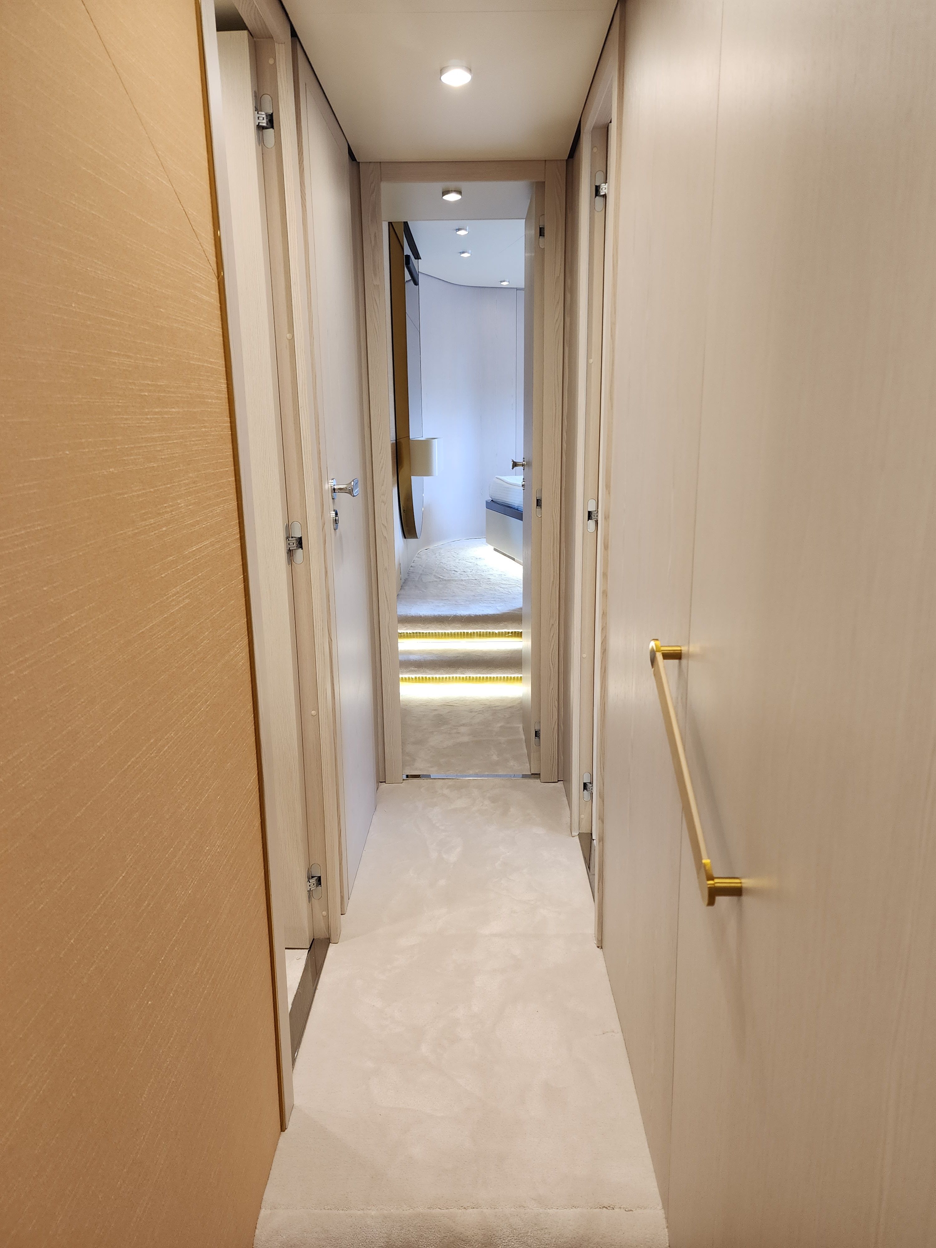 2023 Azimut 78 FLY Image Thumbnail #48