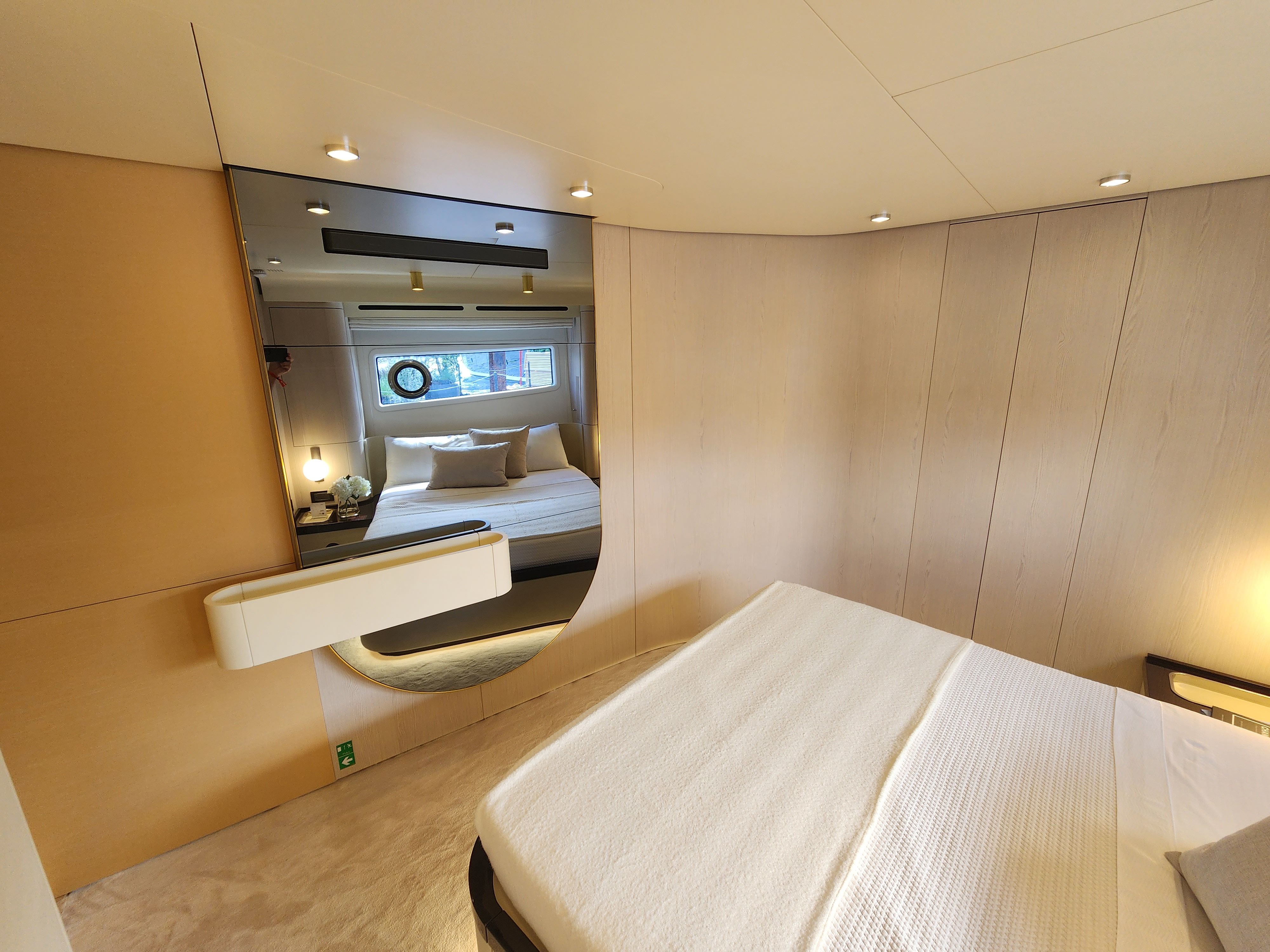2023 Azimut 78 FLY Image Thumbnail #57