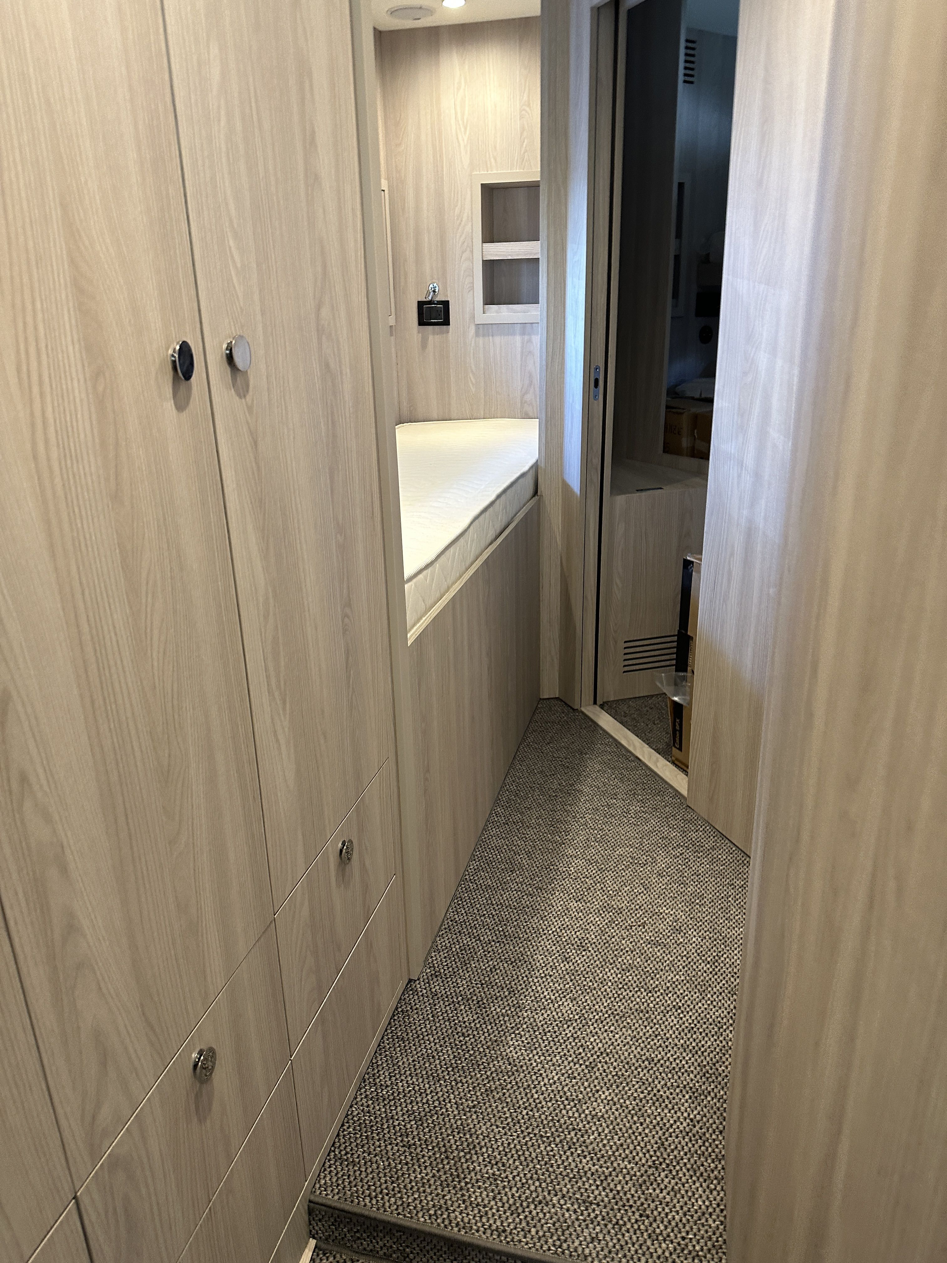 2023 Azimut 78 FLY Image Thumbnail #50