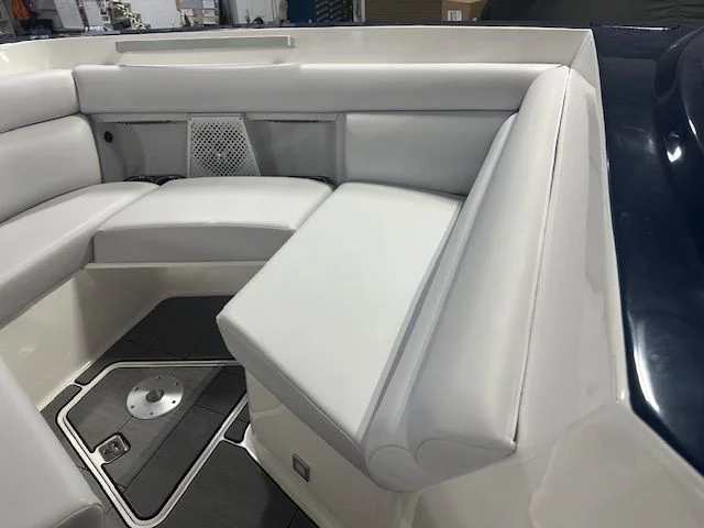 2022 Aviara AV32 Image Thumbnail #3