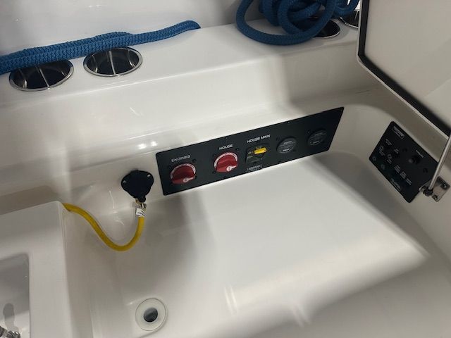 2022 Aviara AV32 Image Thumbnail #5