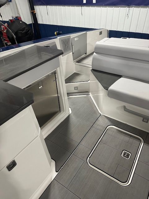 2022 Aviara AV32 Image Thumbnail #17