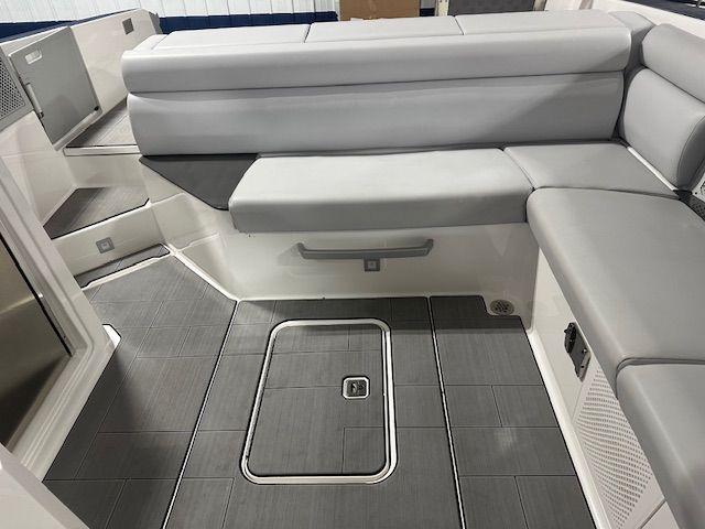 2022 Aviara AV32 Image Thumbnail #18