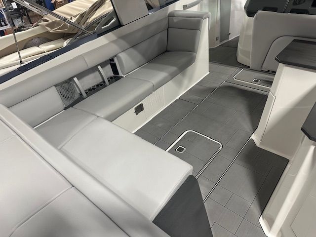 2022 Aviara AV32 Image Thumbnail #23