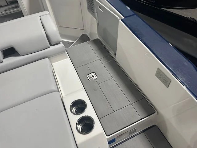 2022 Aviara AV32 Image Thumbnail #25