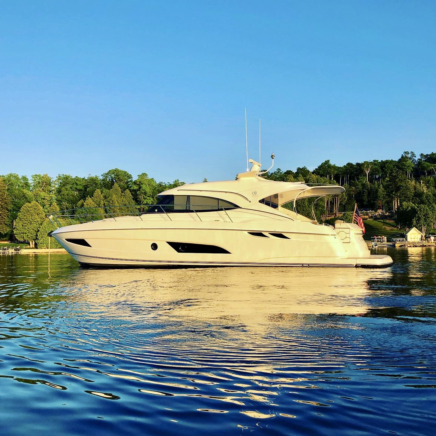 2018 Riviera
                                                             4800SY Image Thumbnail #1