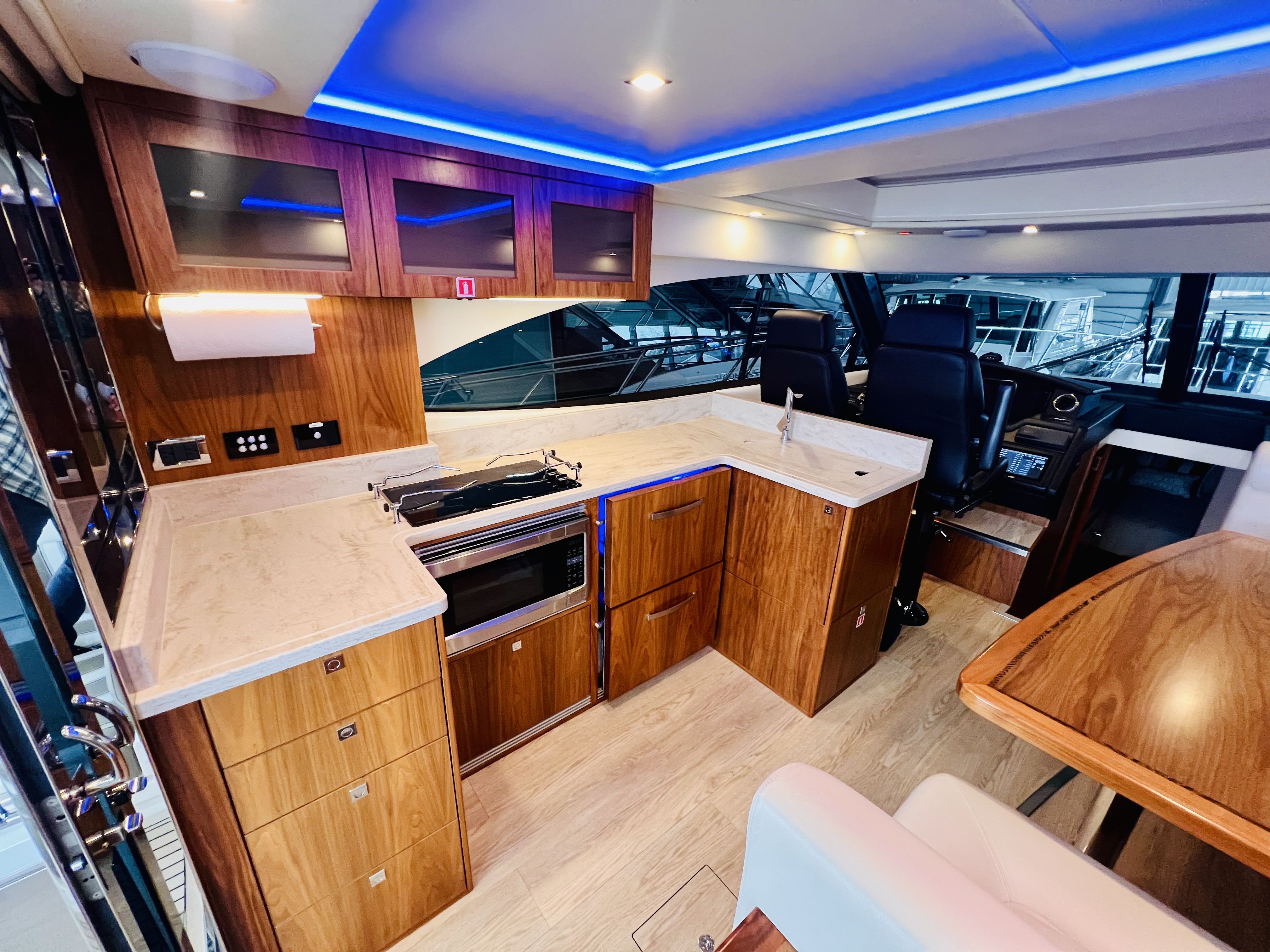 2018 Riviera
                                                             4800SY Image Thumbnail #17