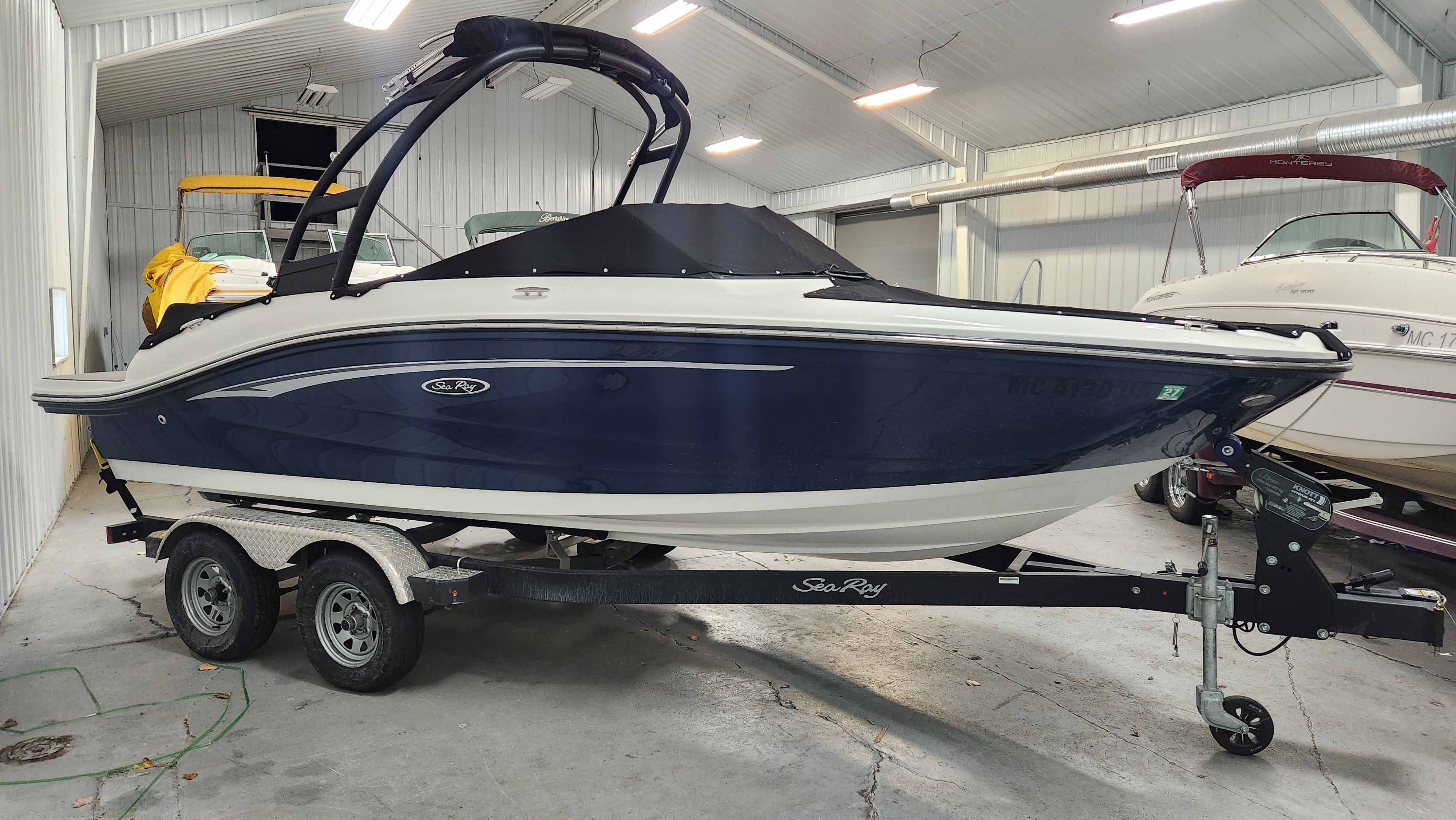 2022 Sea Ray
                                                             190SPX Image Thumbnail #1