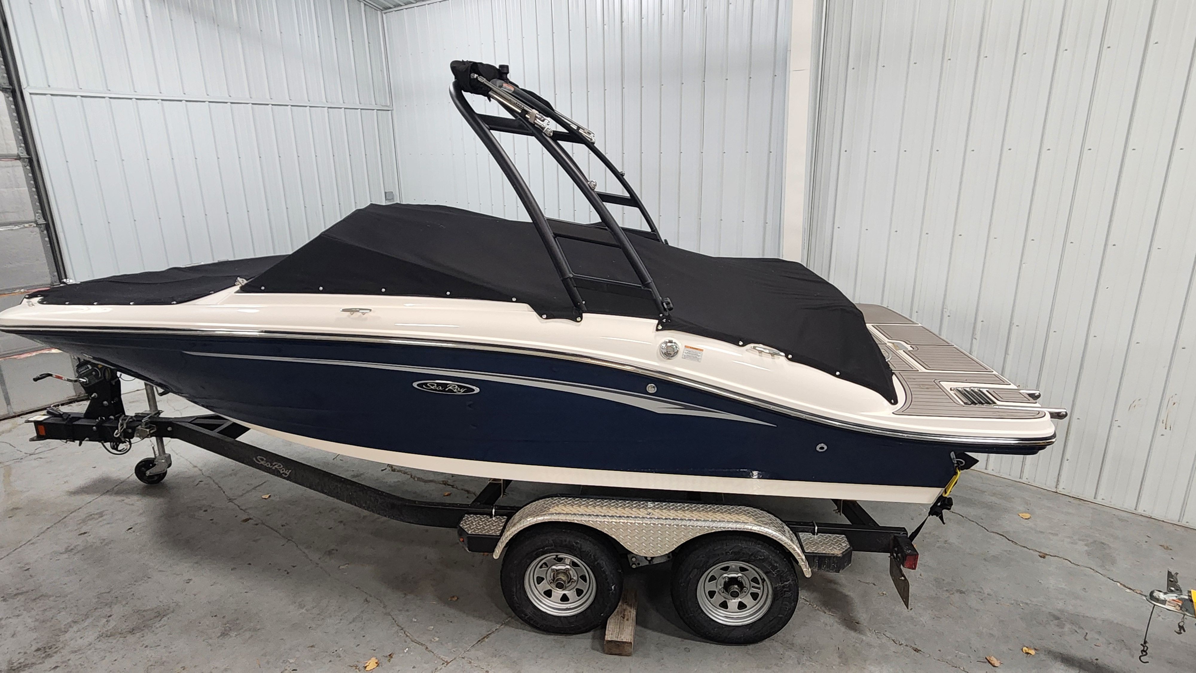 2022 Sea Ray
                                                             190SPX Image Thumbnail #6