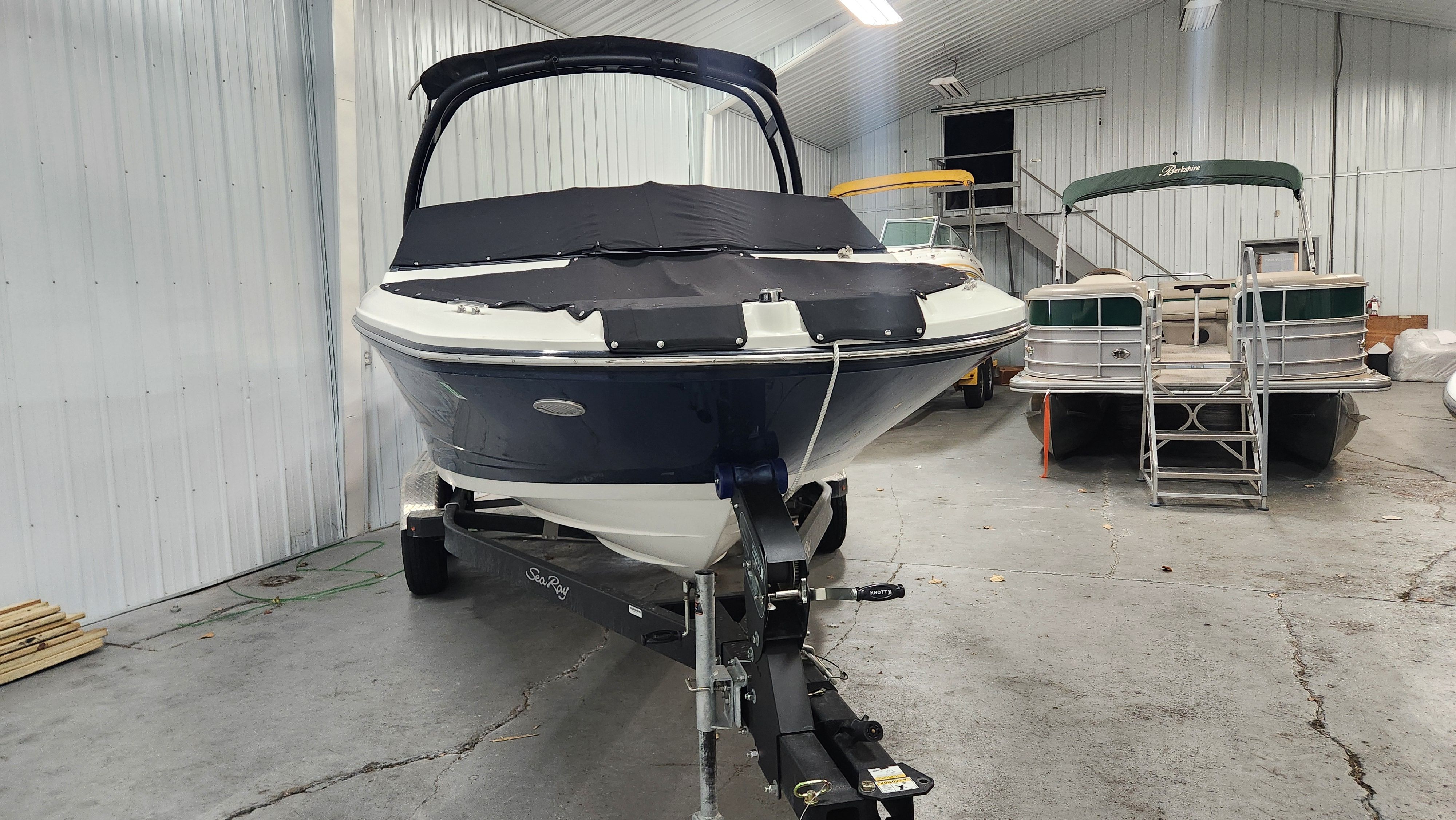 2022 Sea Ray
                                                             190SPX Image Thumbnail #15