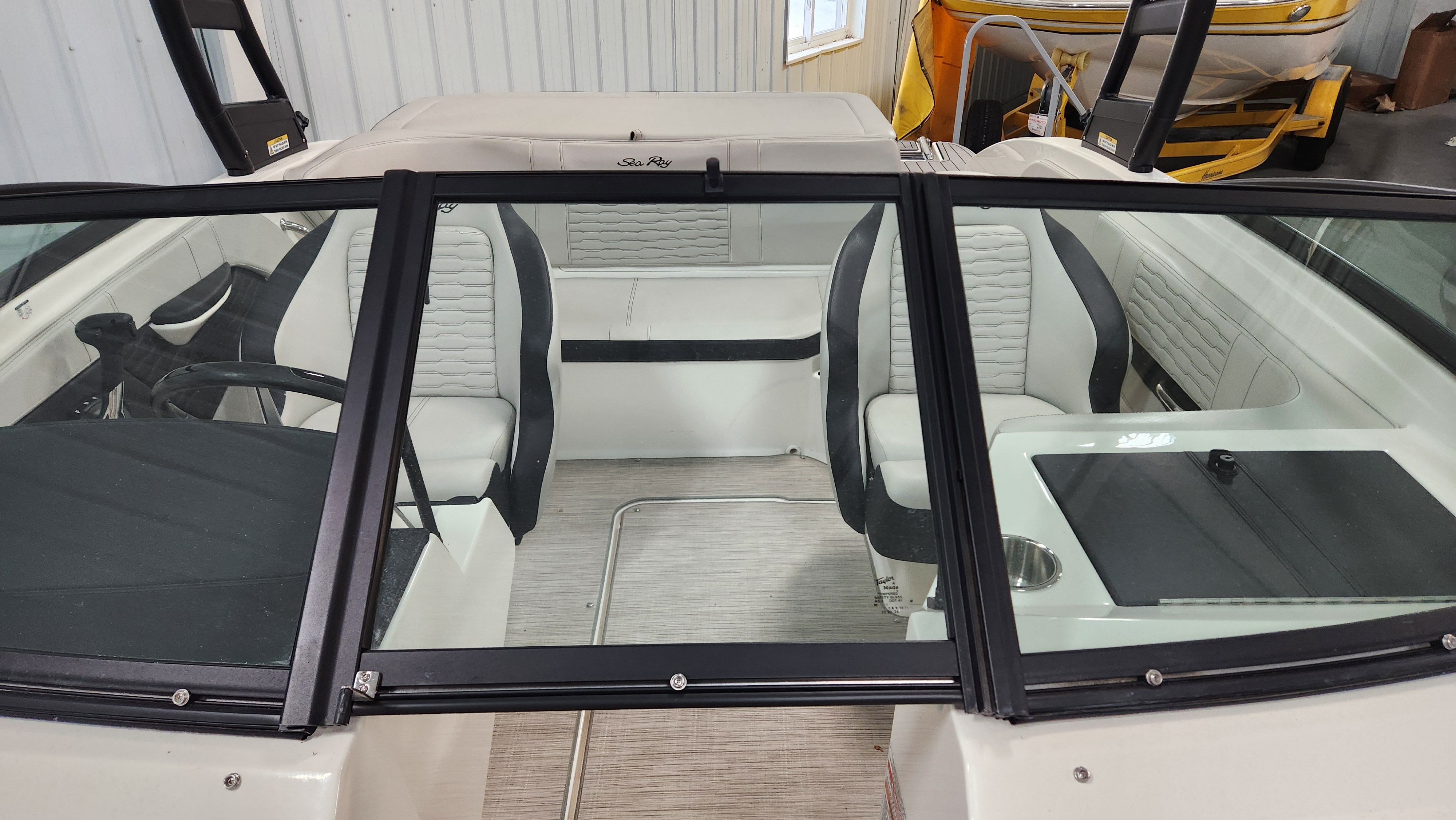 2022 Sea Ray
                                                             190SPX Image Thumbnail #20
