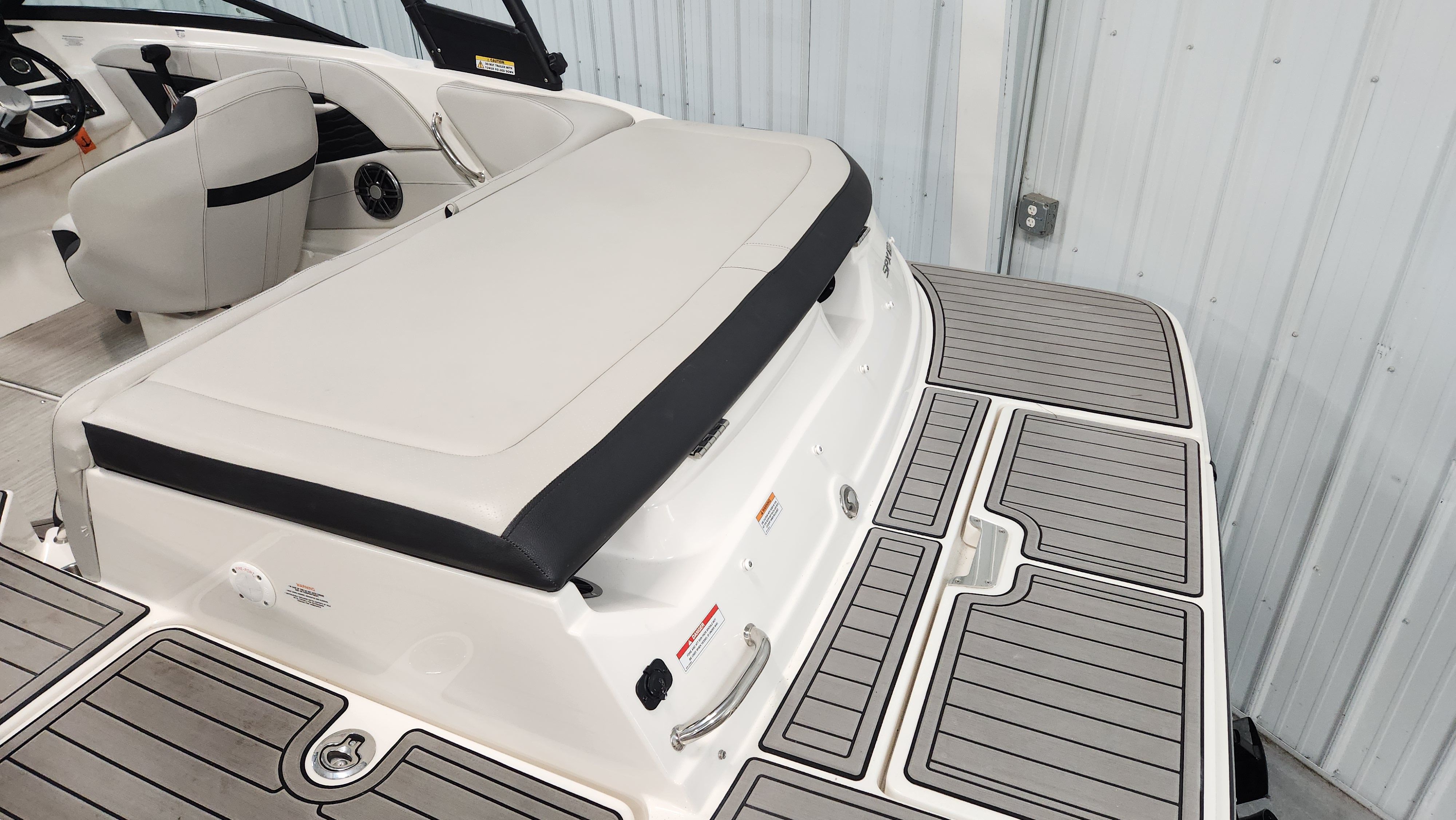 2022 Sea Ray
                                                             190SPX Image Thumbnail #43