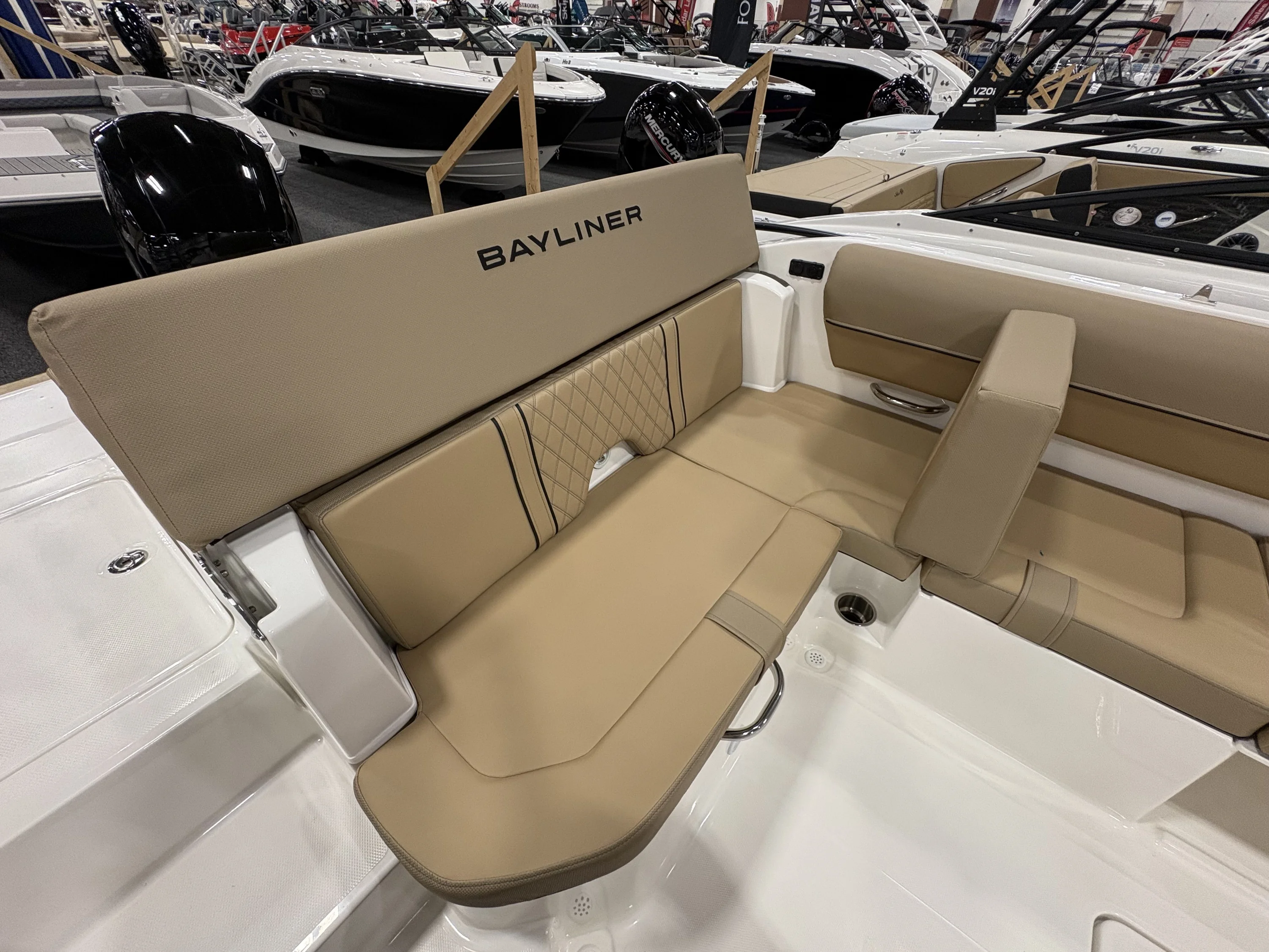 2025 Bayliner D20 Image Thumbnail #7