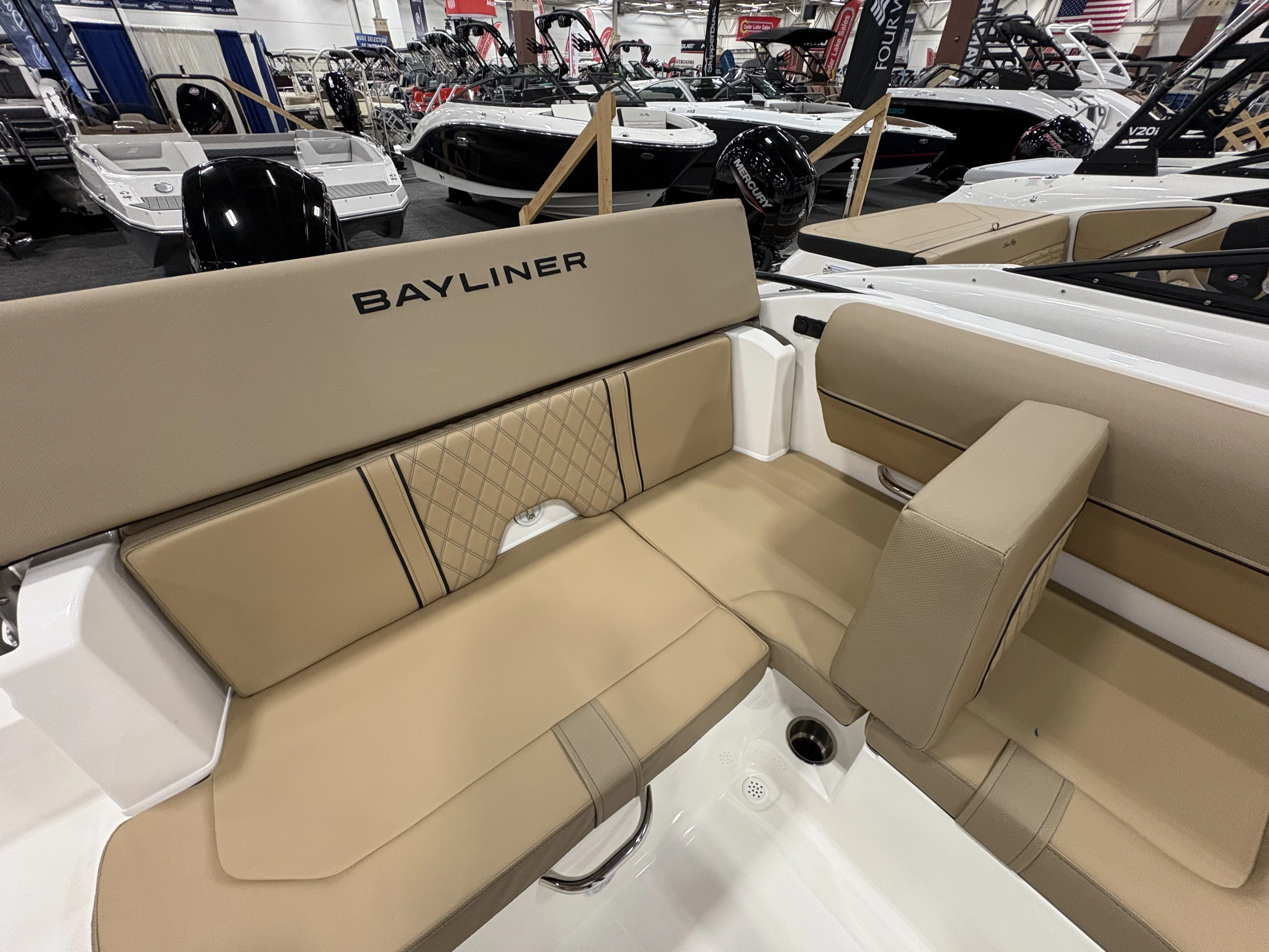 2025 Bayliner D20 Image Thumbnail #9