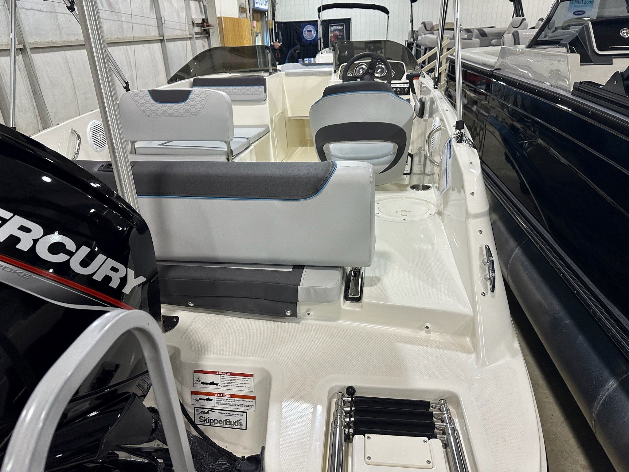 2024 Bayliner
                                                             M19 Image Thumbnail #16