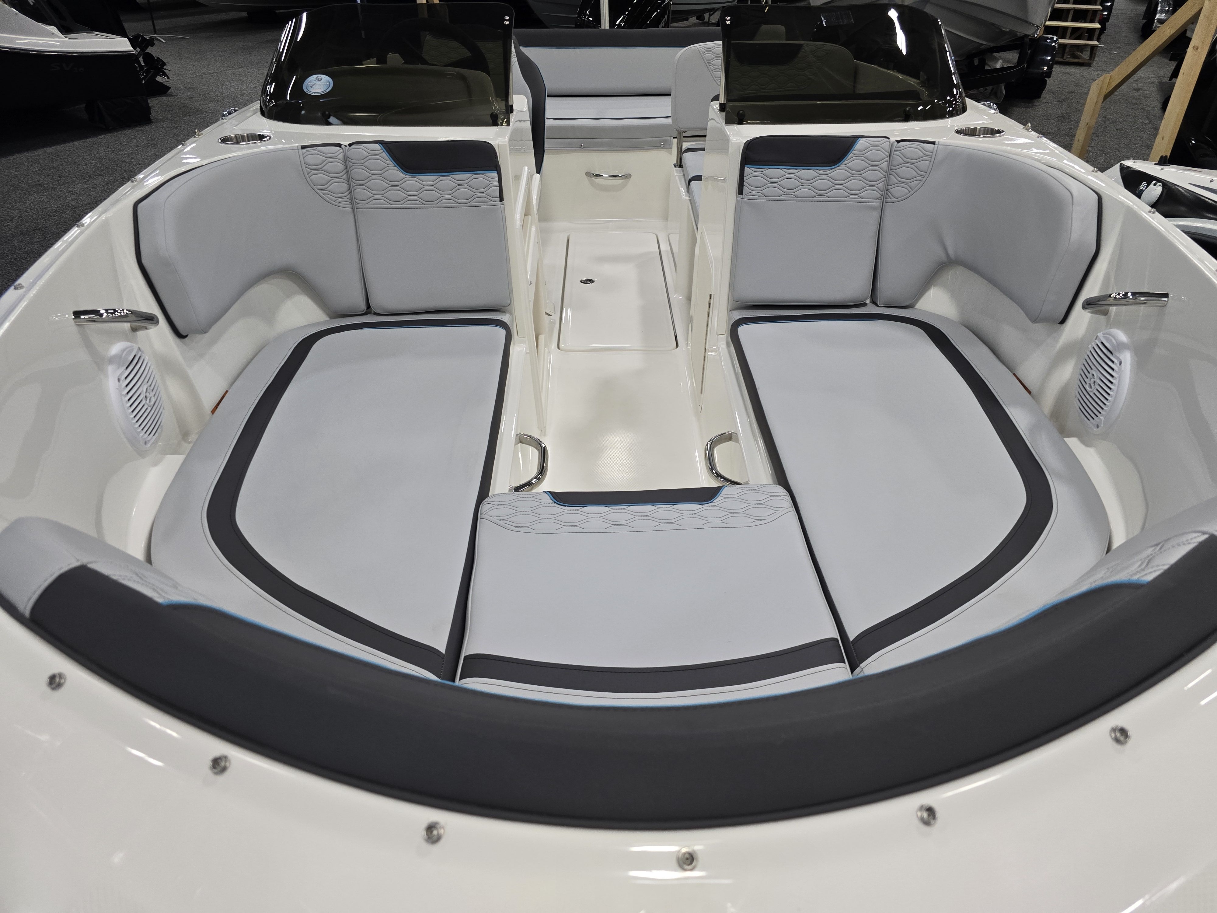 2024 Bayliner
                                                             M19 Image Thumbnail #7
