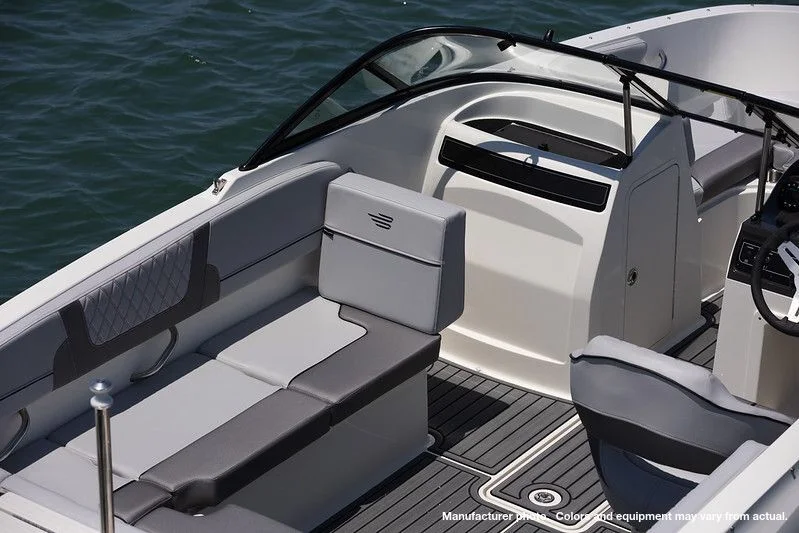 2025 Bayliner VR4 Image Thumbnail #6