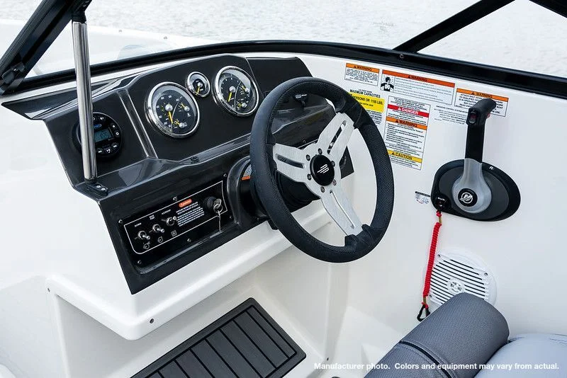 2025 Bayliner VR4 Image Thumbnail #3