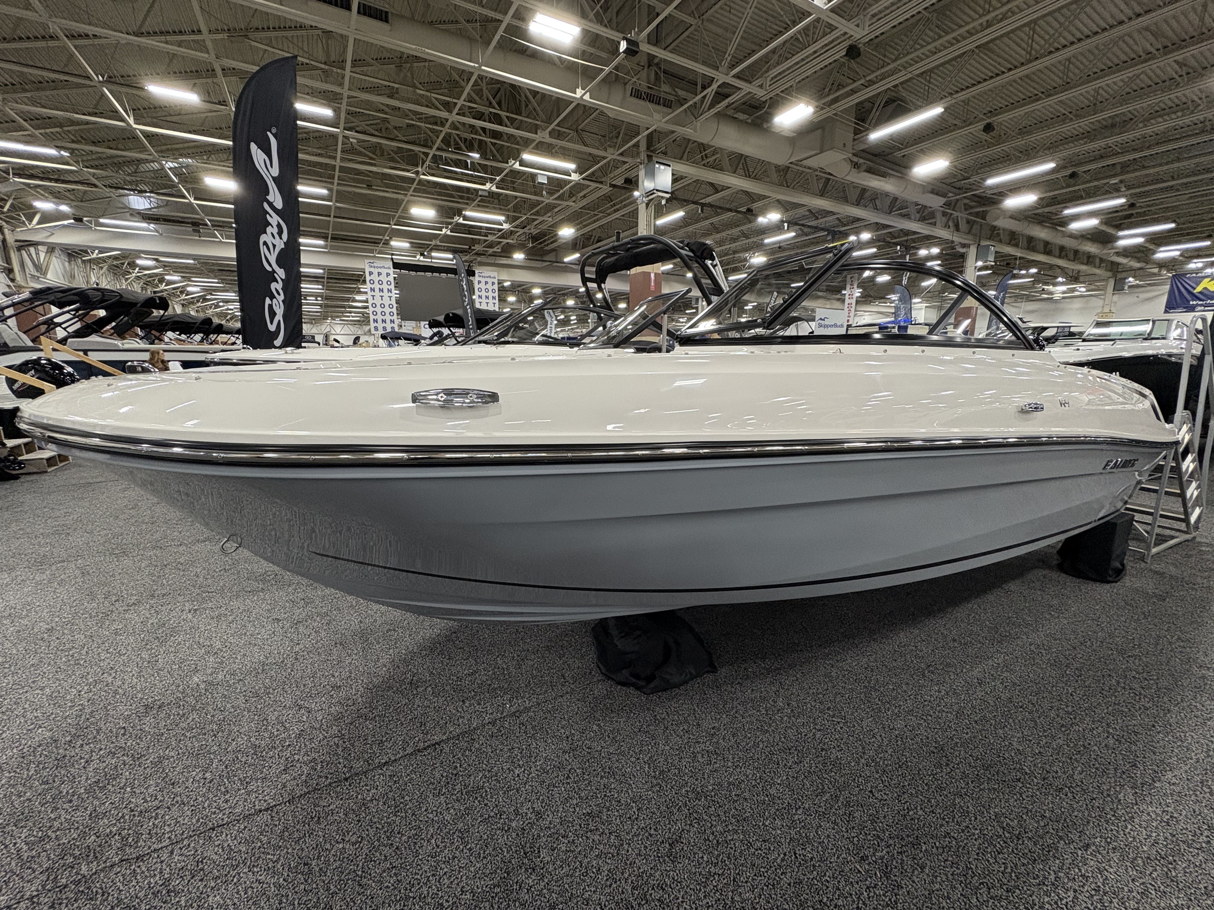 2025 Bayliner VR4OB Image Thumbnail #0