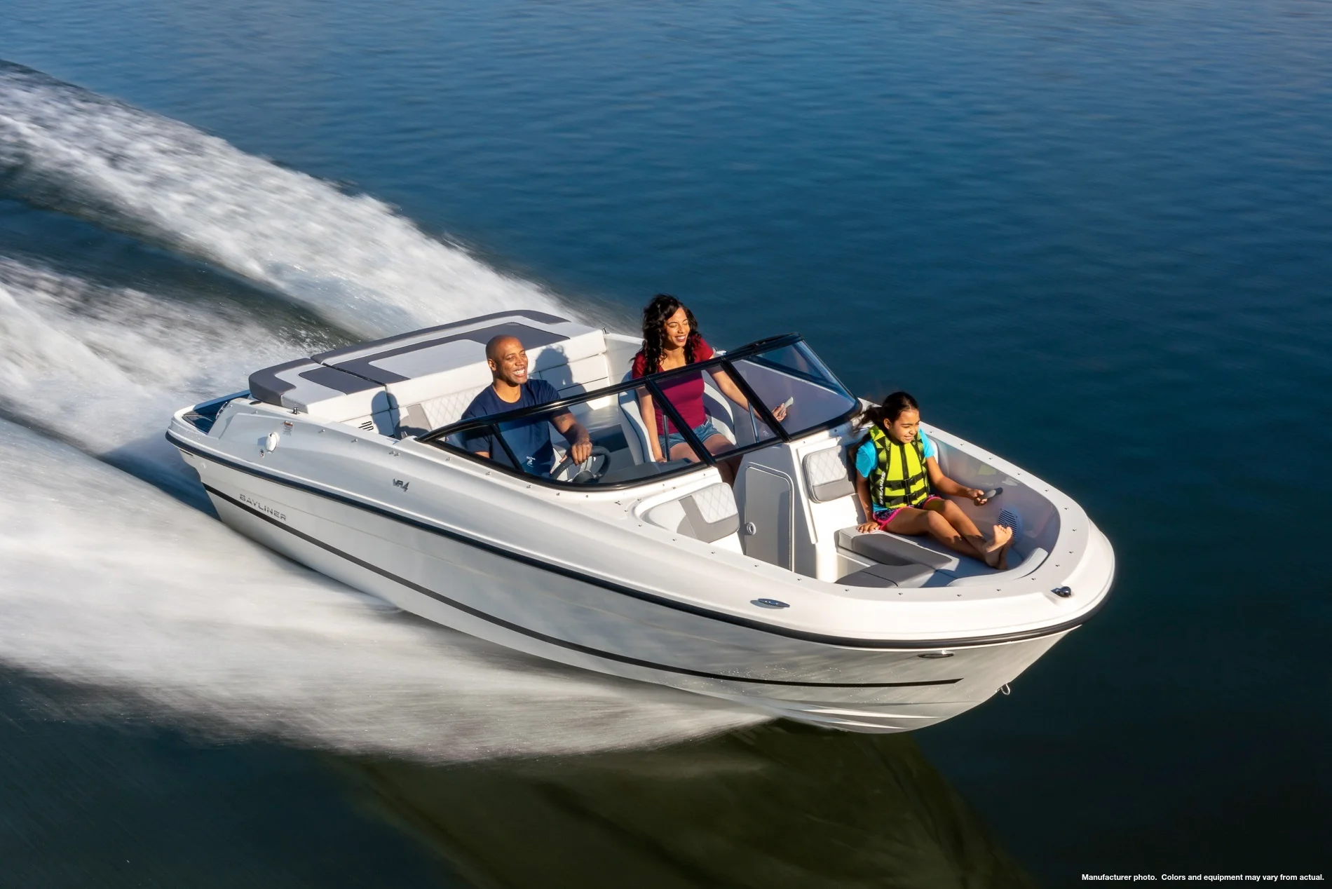 2025 Bayliner VR4OB Image Thumbnail #2