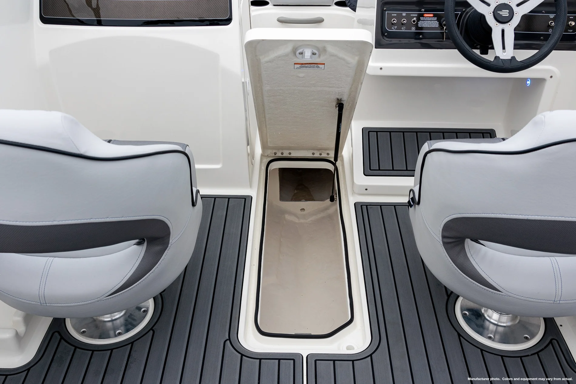 2025 Bayliner VR4OB Image Thumbnail #12