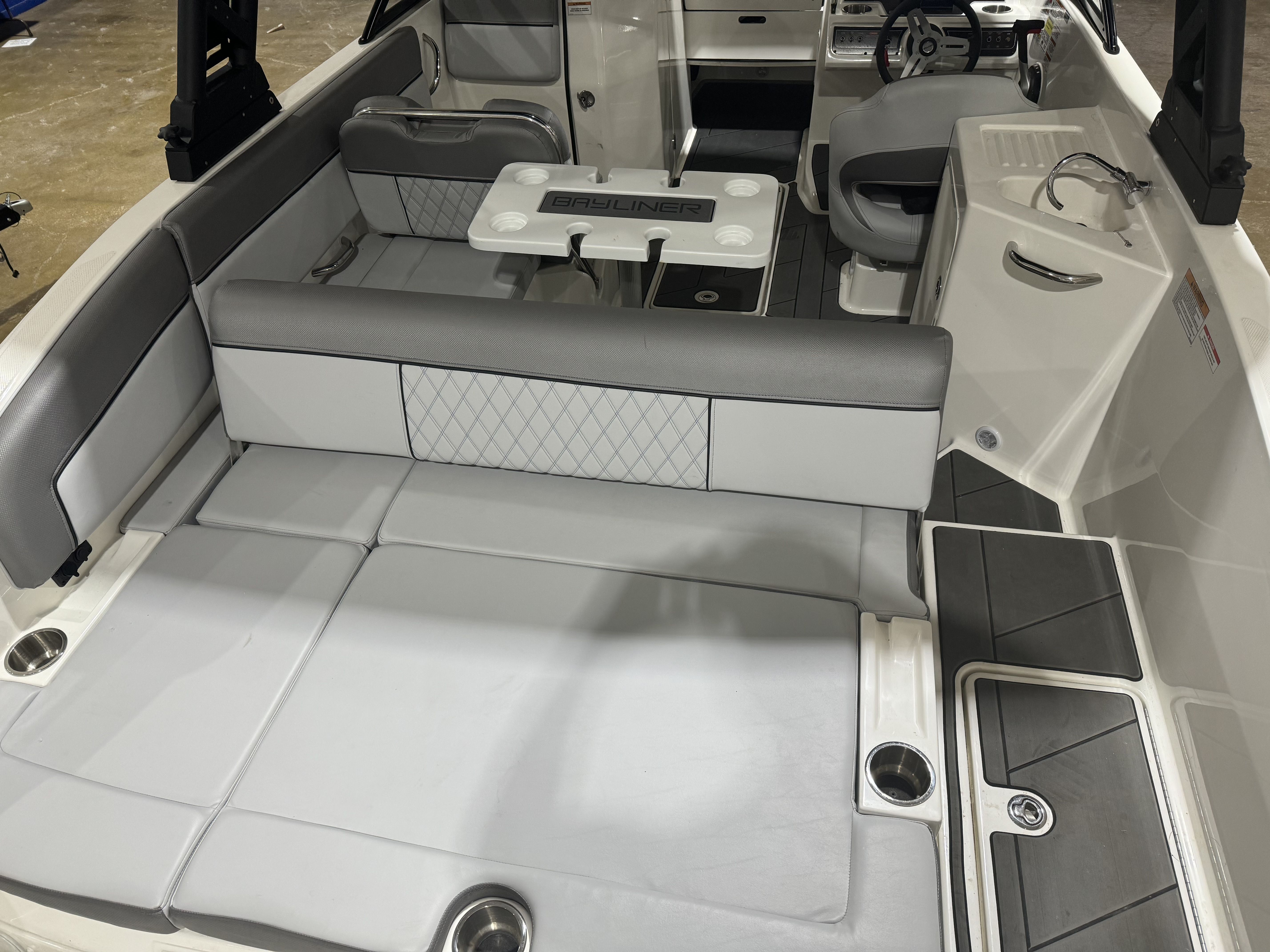 2023 Bayliner
                                                             DX 2250 Image Thumbnail #5