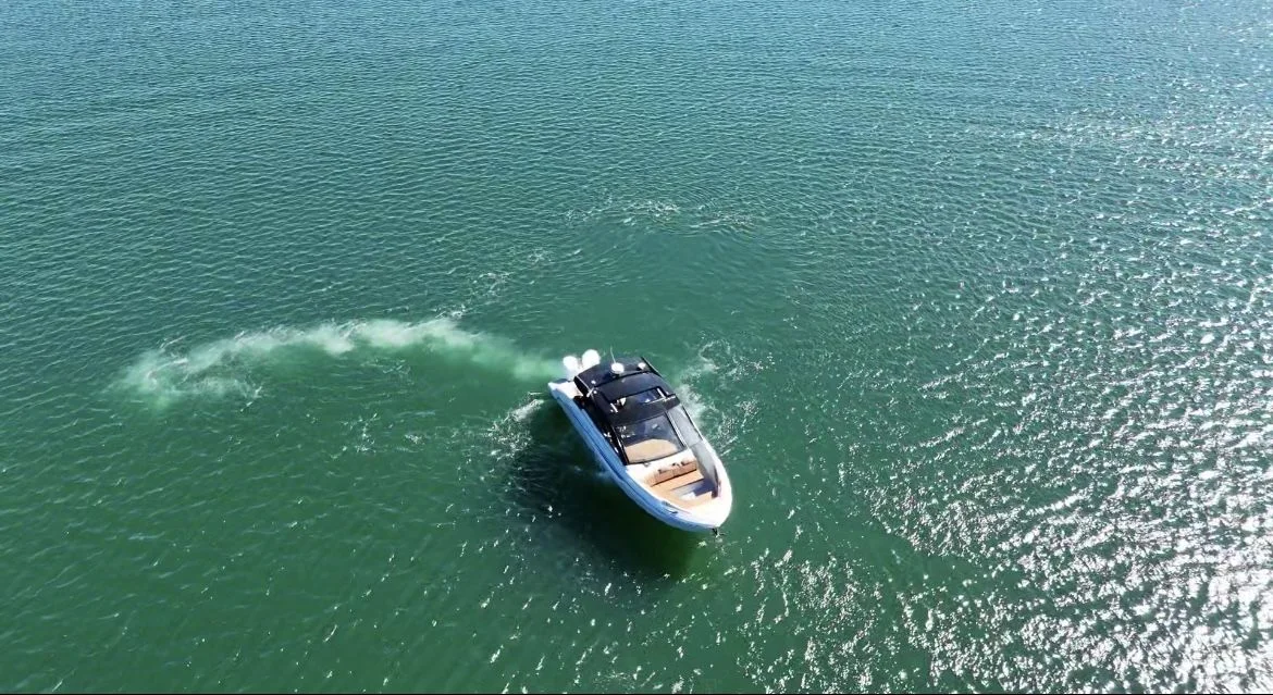 2025 Cruisers Yachts 42 GLS South Beach Outboard Image Thumbnail #5