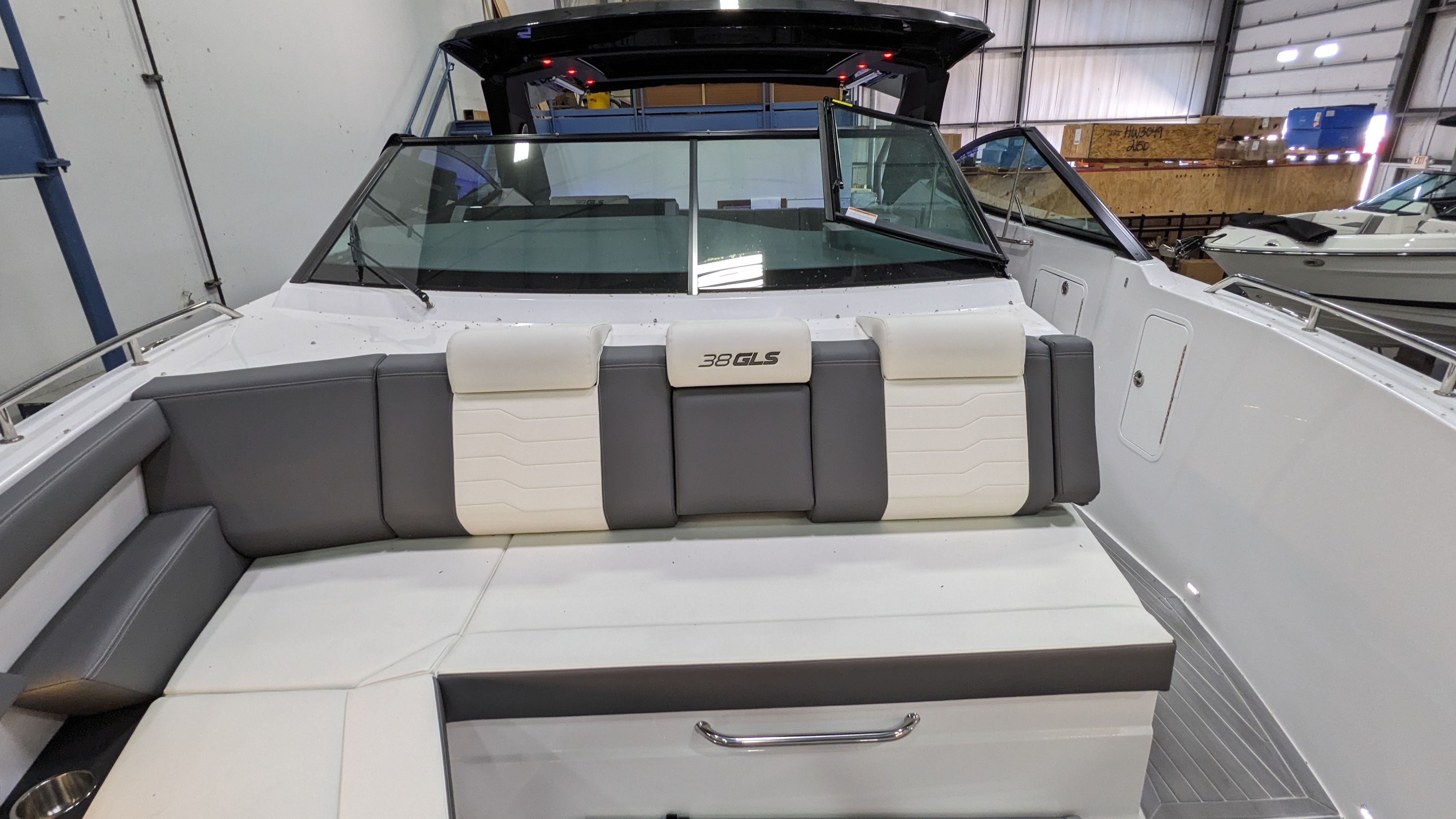 2024 Cruisers Yachts
                                                             38 GLS Outboard Image Thumbnail #6